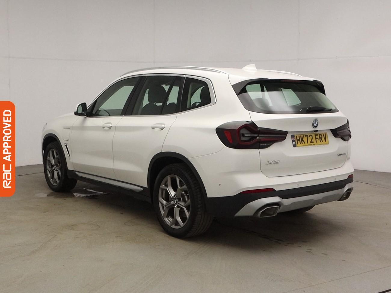 BMW X3 view 5