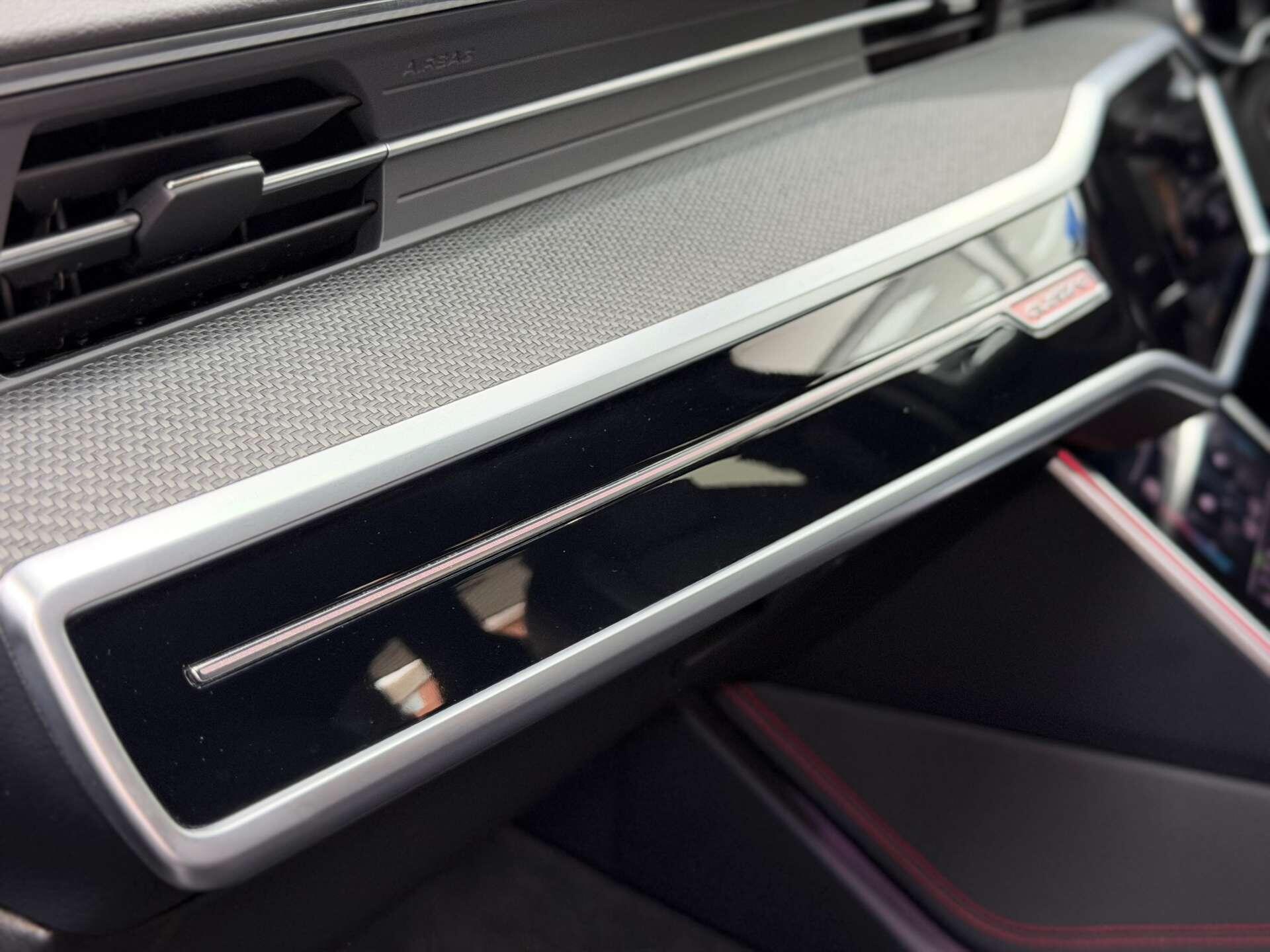 Audi RS6 view 43