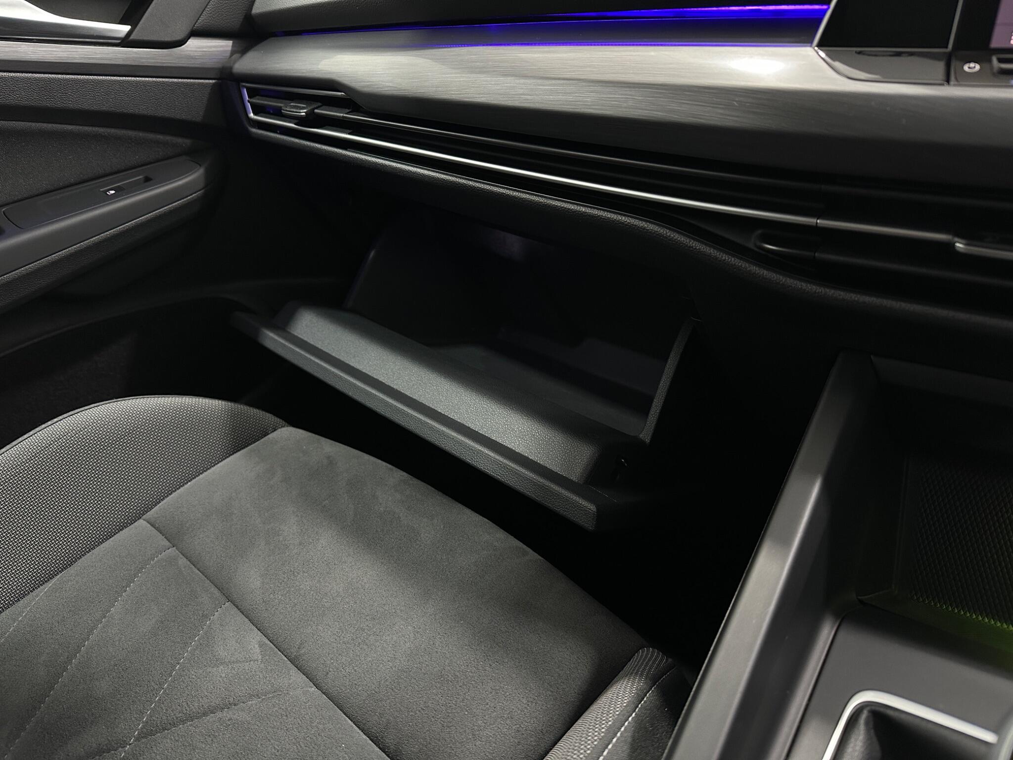 Volkswagen Golf view 27