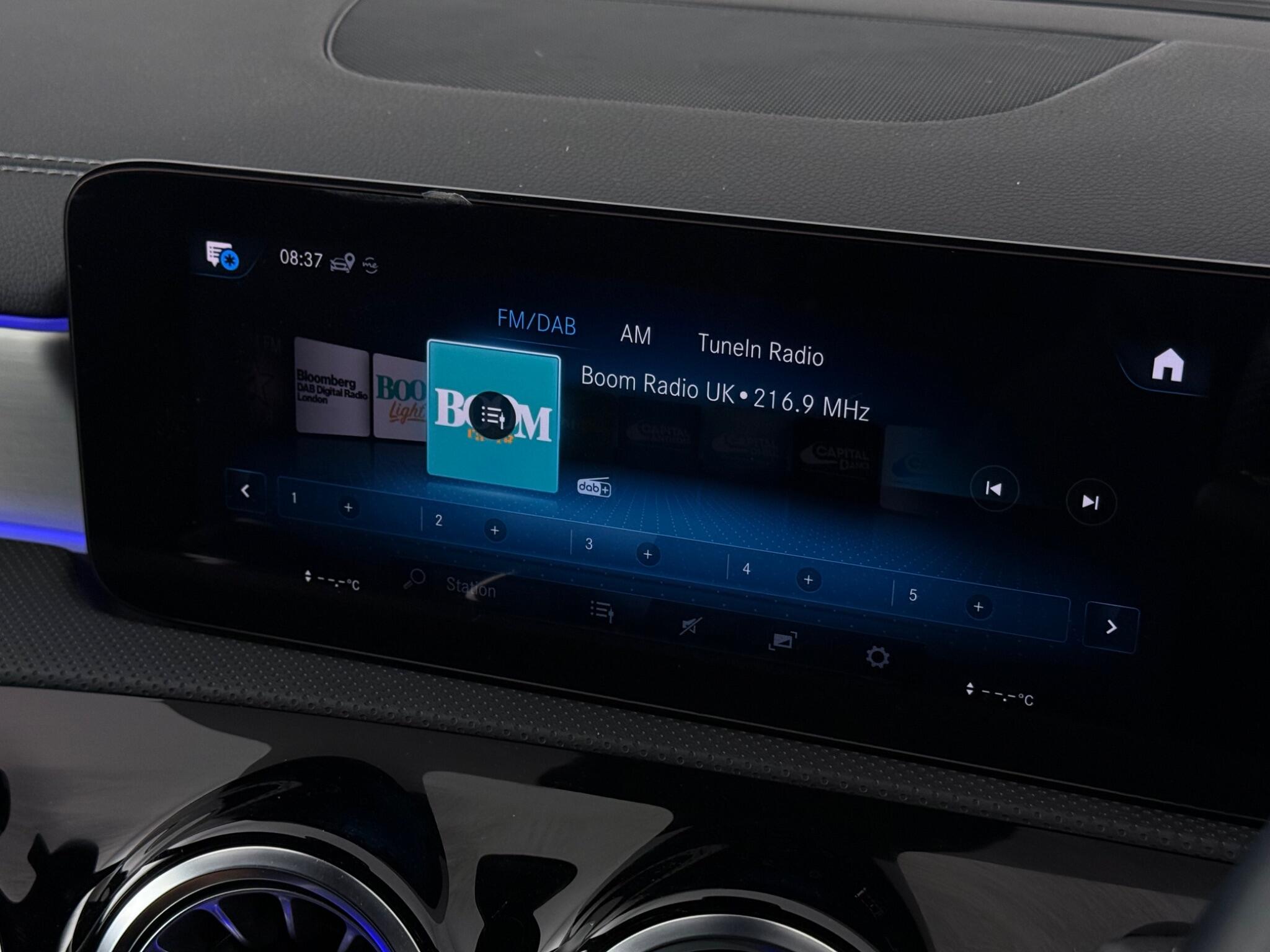 Mercedes-Benz CLA view 30