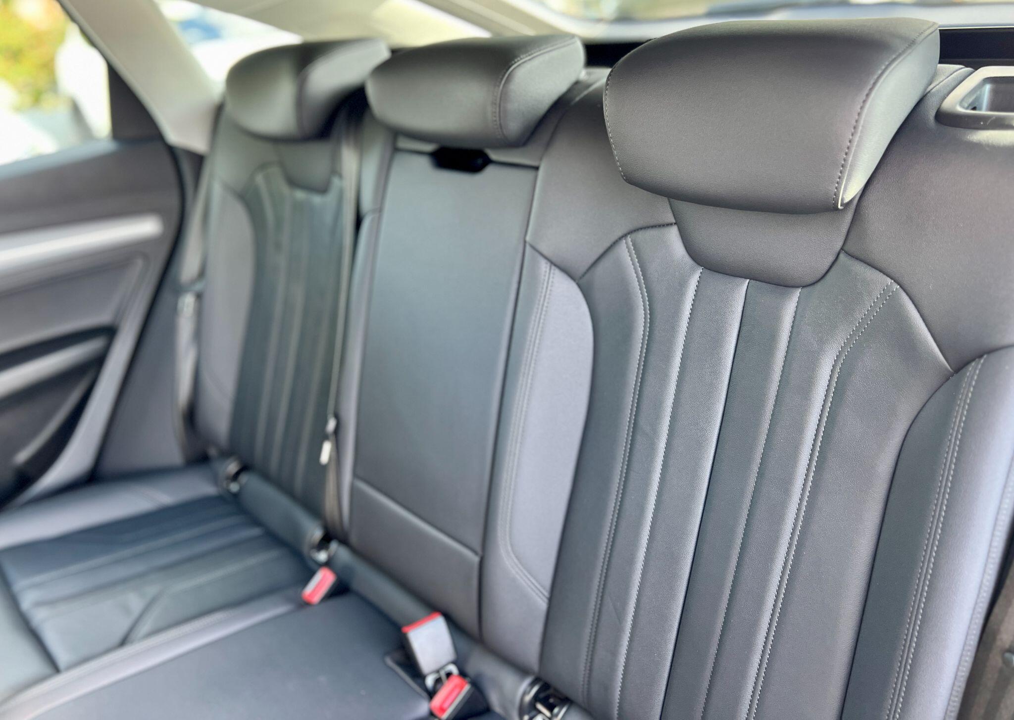 Audi Q5 view 21