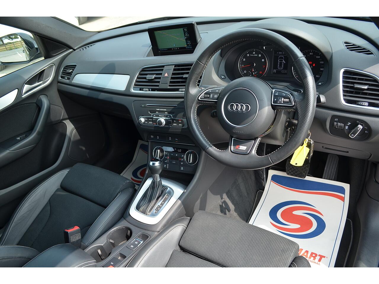 Audi Q3 view 2