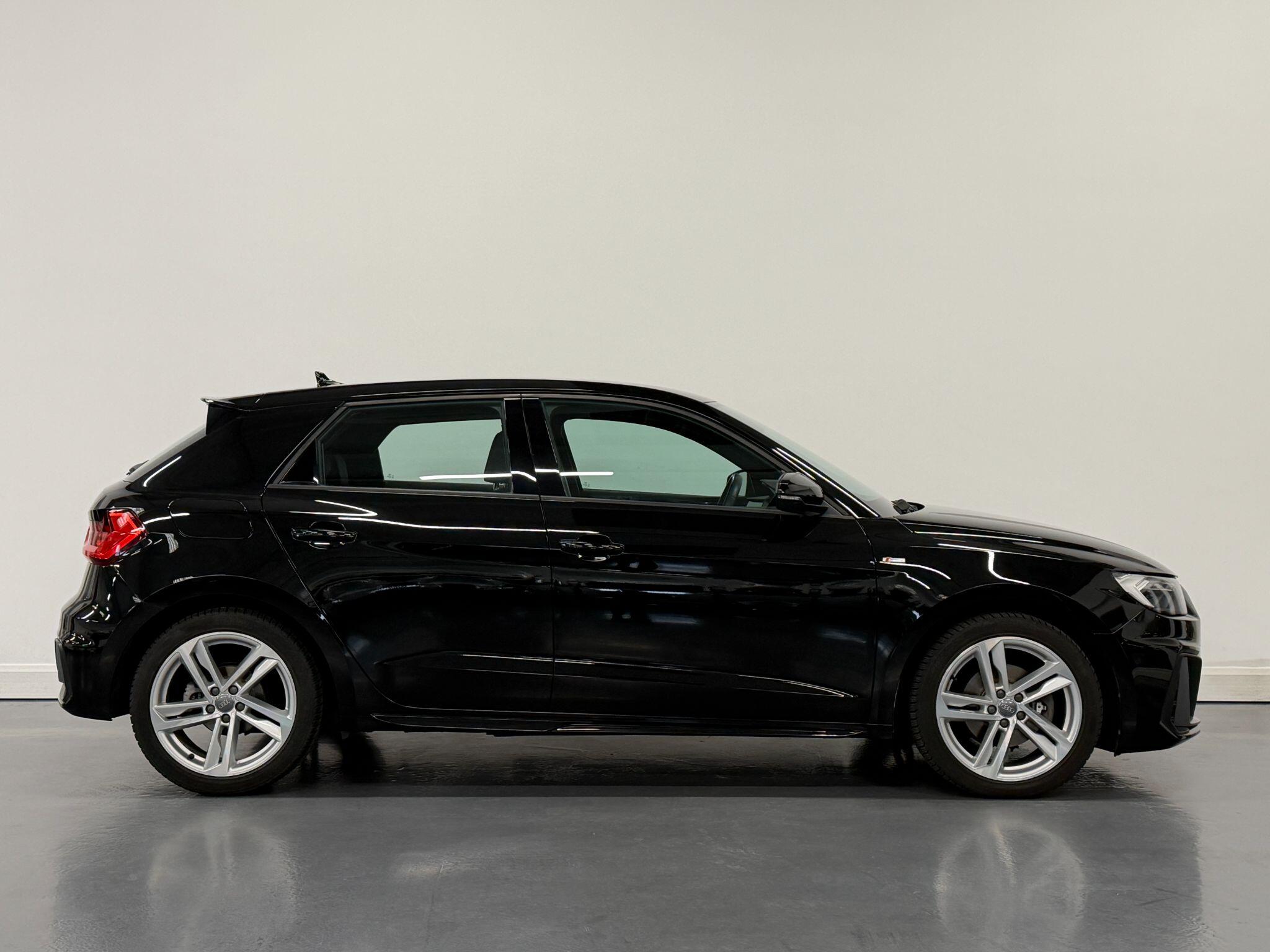Audi A1 view 7