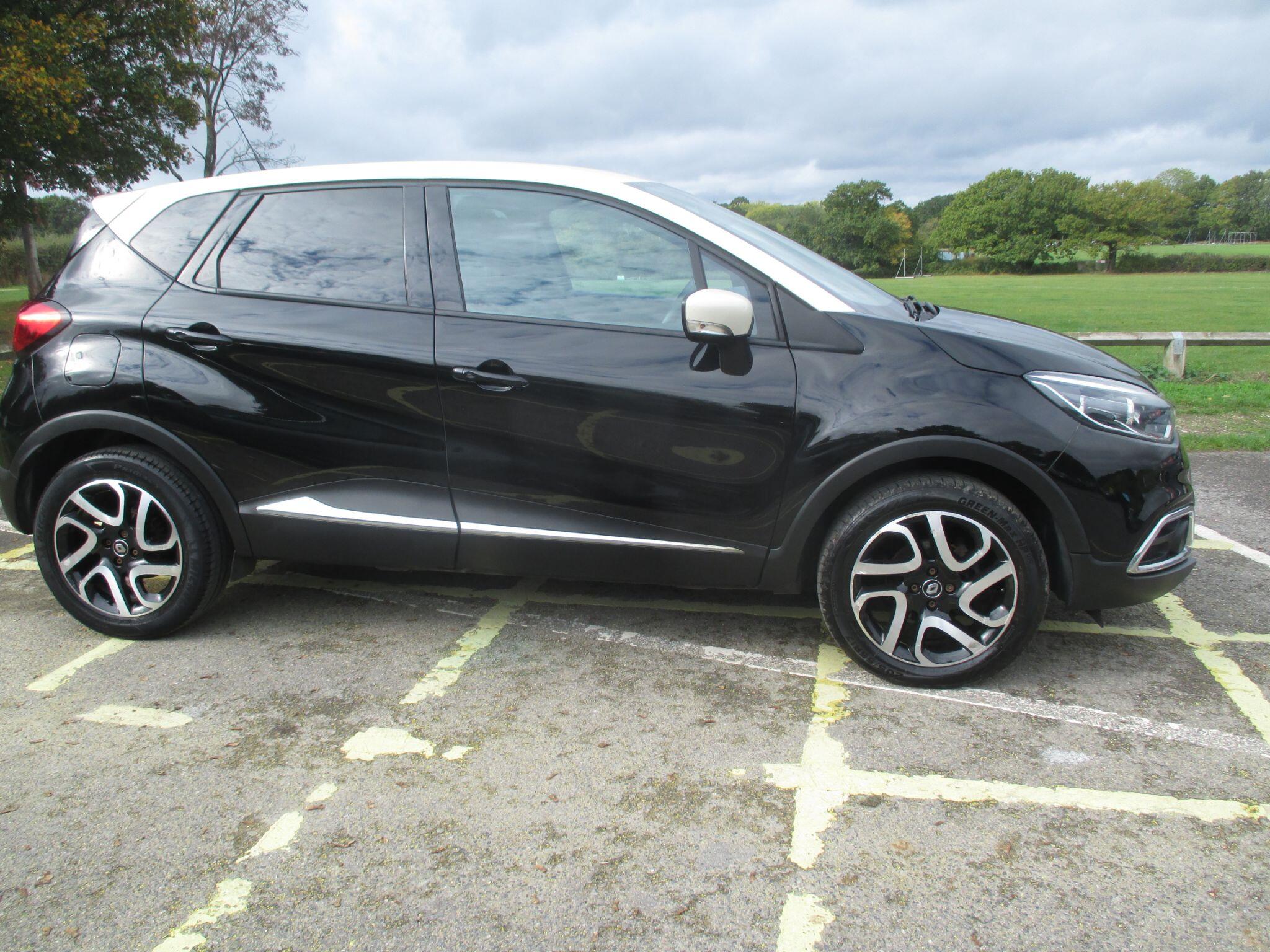 Renault Captur view 5