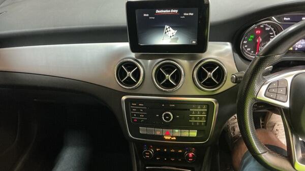 Mercedes-Benz CLA view 7