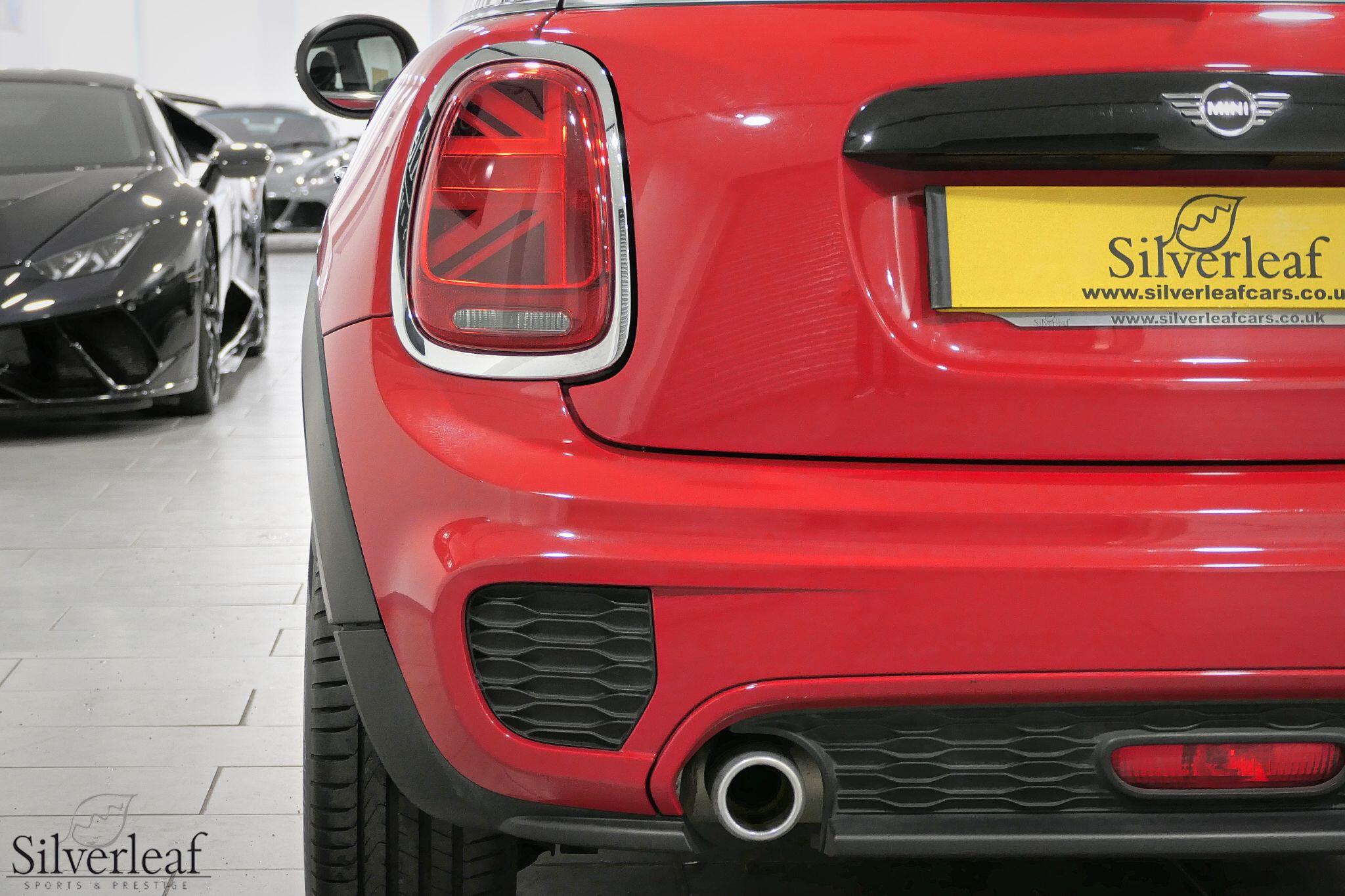 Mini Cooper view 29
