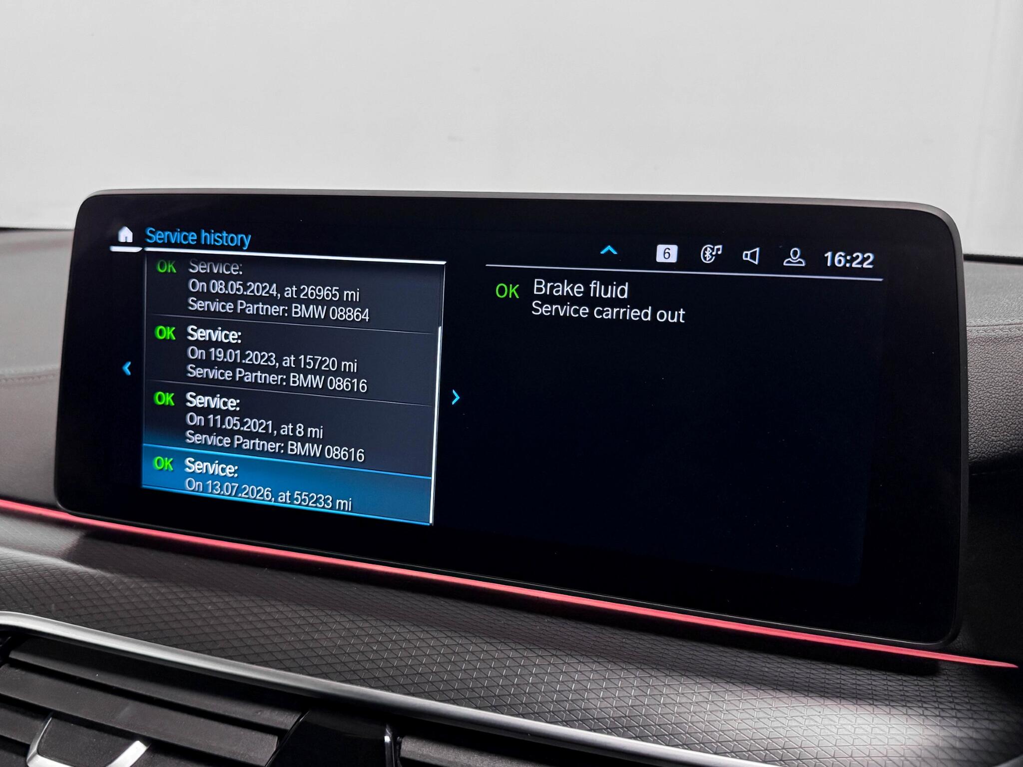 BMW 5 Series view 42