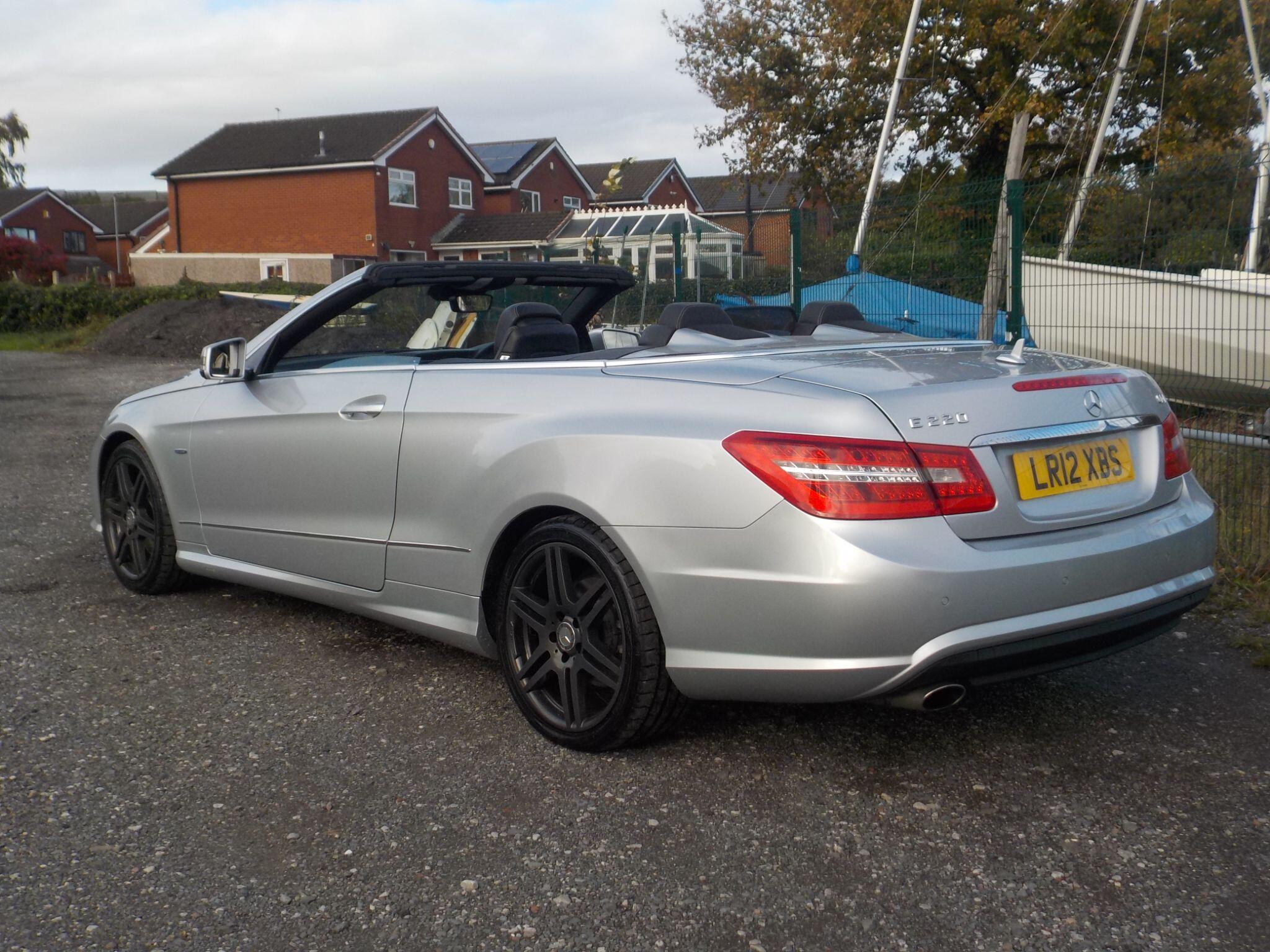 Mercedes-Benz E Class 2.1 E220 CDI BlueEfficiency Sport Edition 125 Cabriolet G-Tronic+ Euro 5 (s/s) 2dr