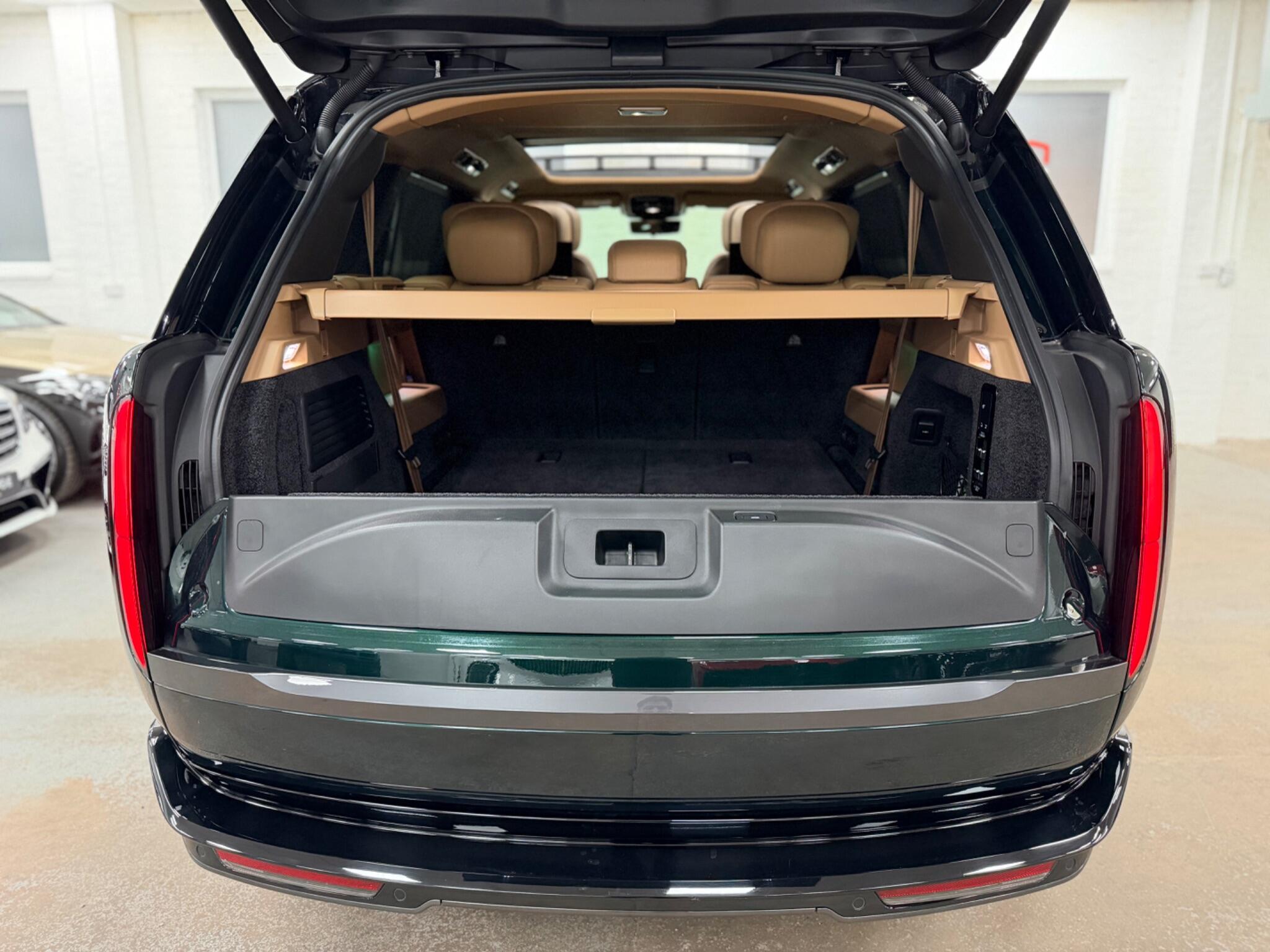 Land Rover Range Rover view 22