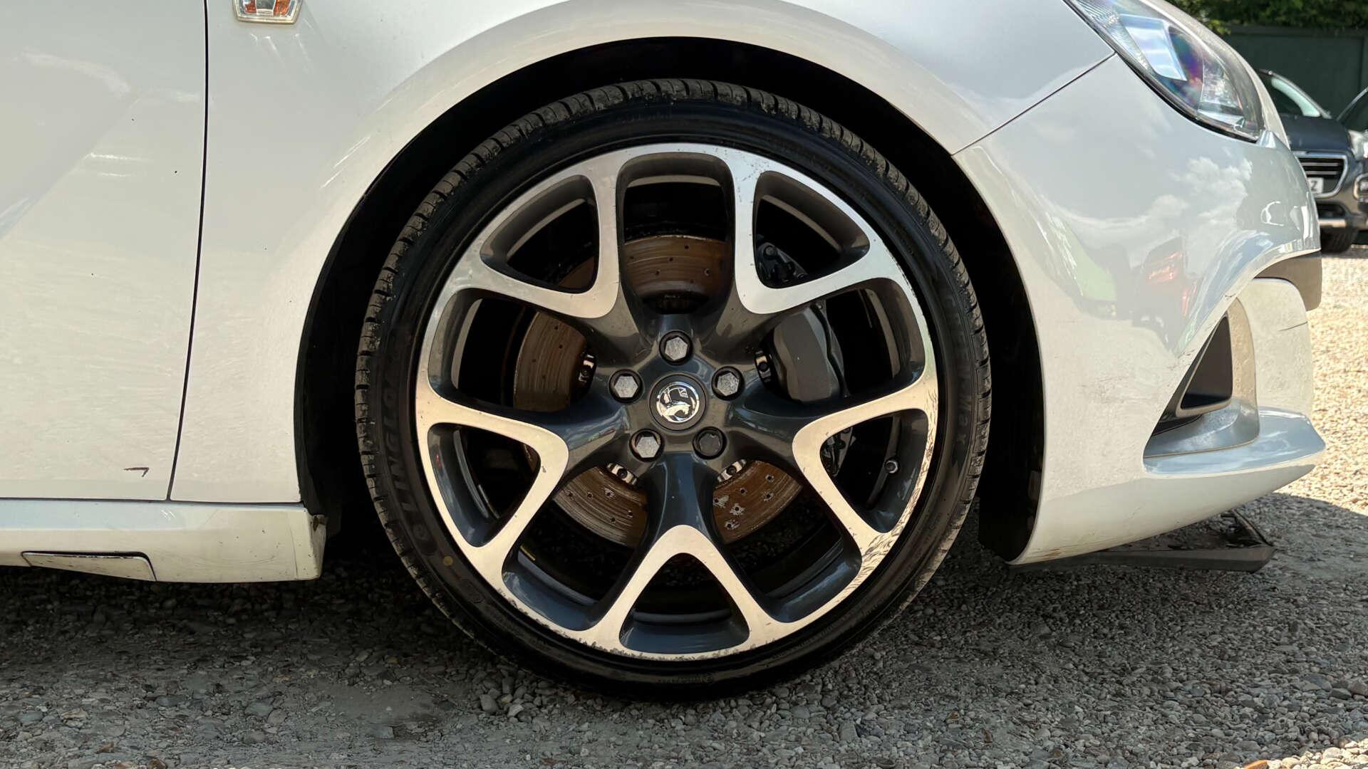 Vauxhall Astra GTC view 29