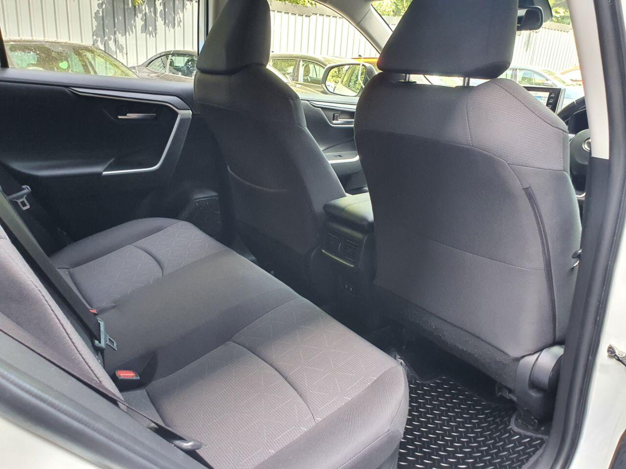 Toyota Rav4 view 21
