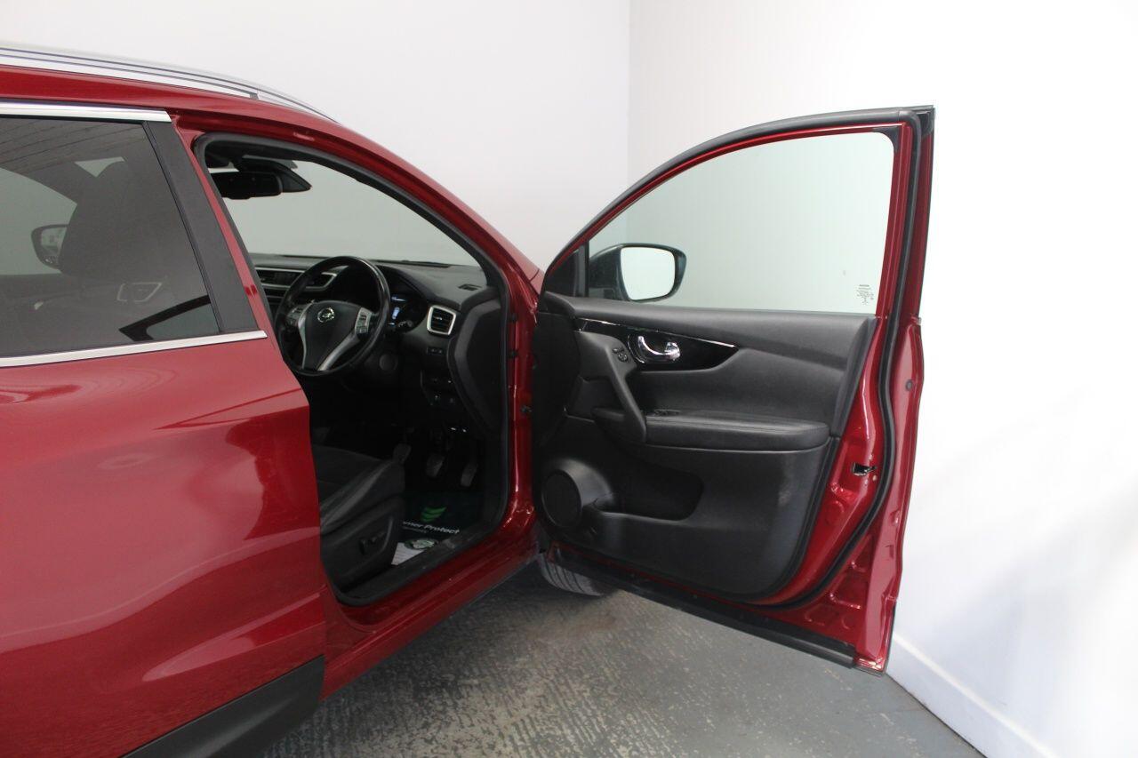 Nissan Qashqai view 24