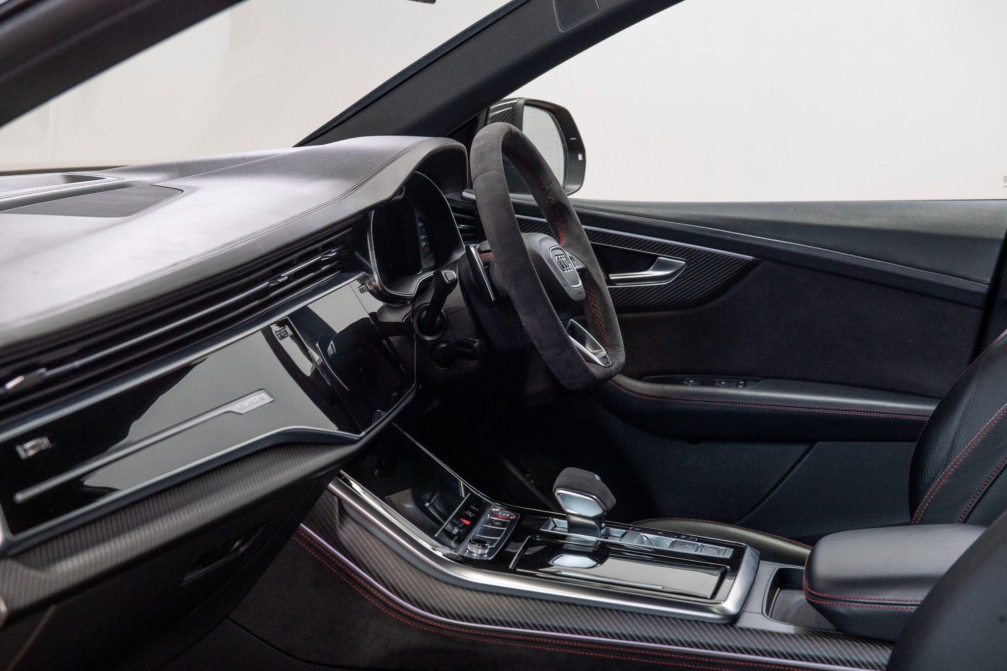 Audi RSQ8 view 29