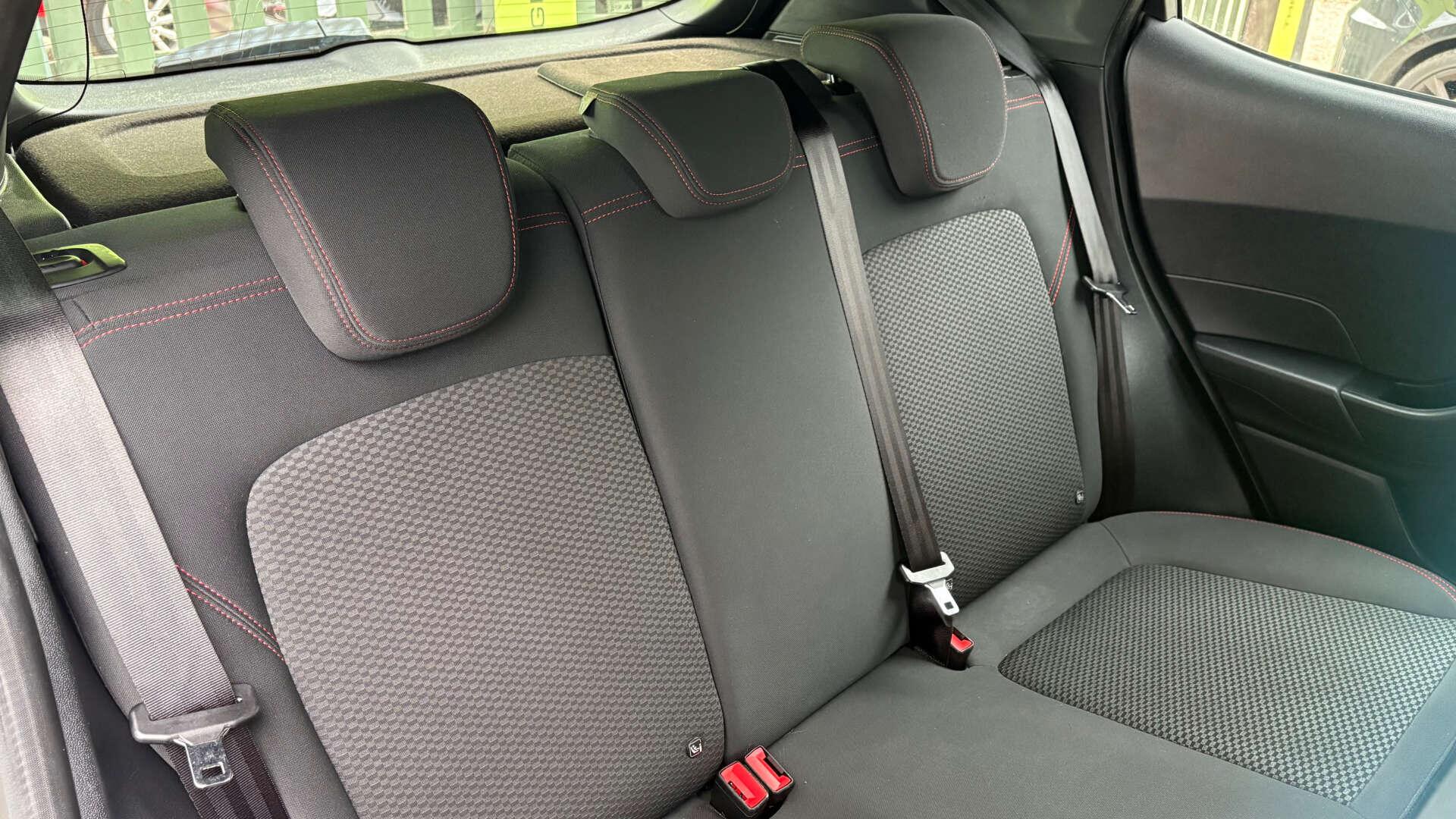 Ford Fiesta view 13