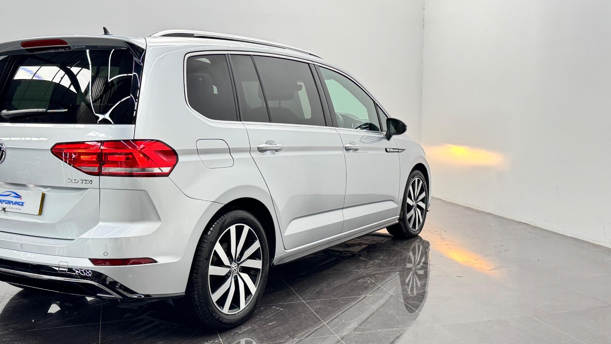 Volkswagen Touran view 41