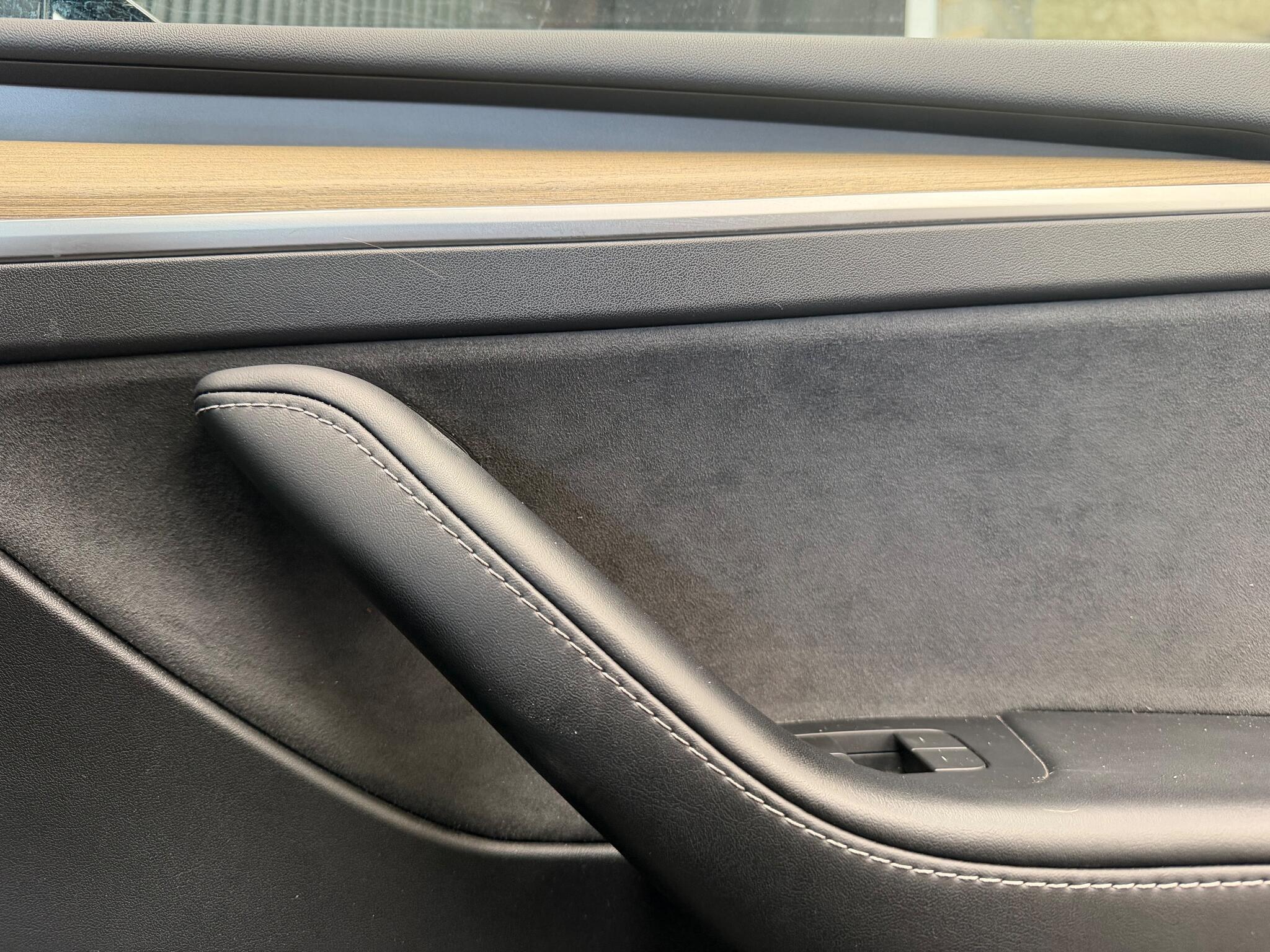 Tesla Model Y view 55