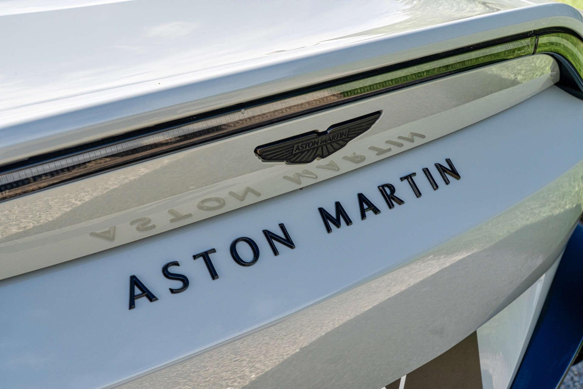 Aston Martin Vantage view 23