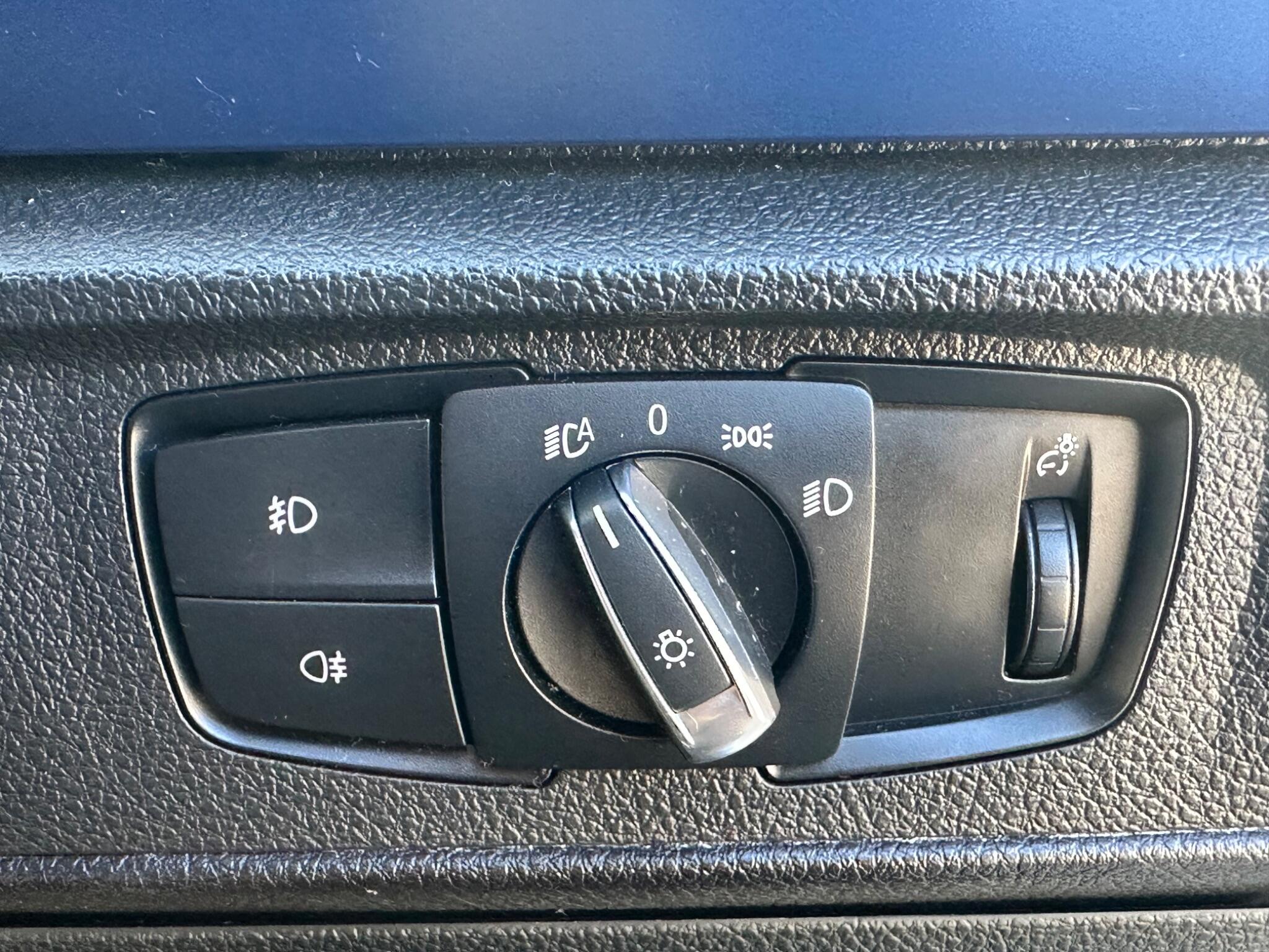BMW 1 Series view 19