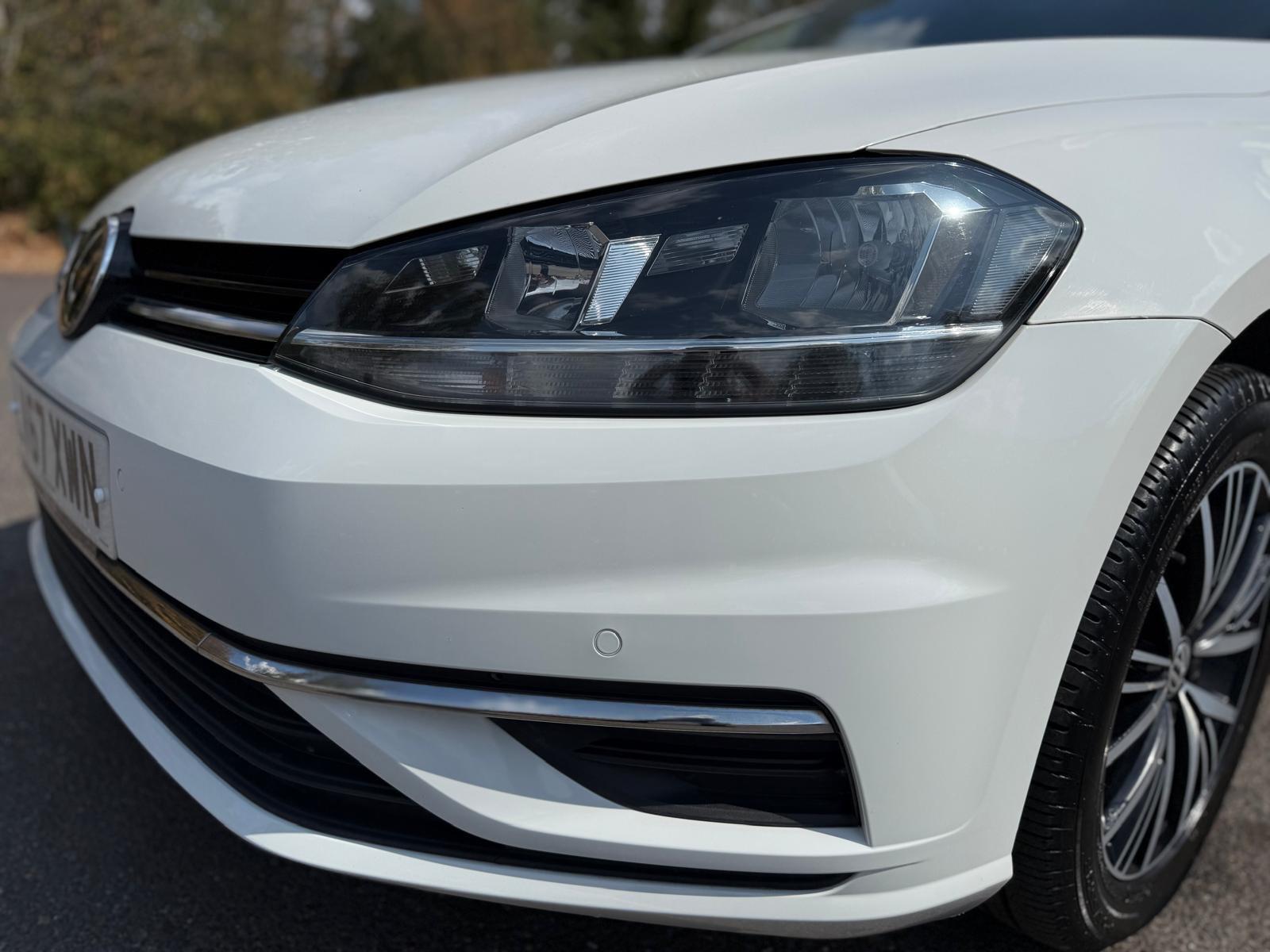 Volkswagen Golf view 42