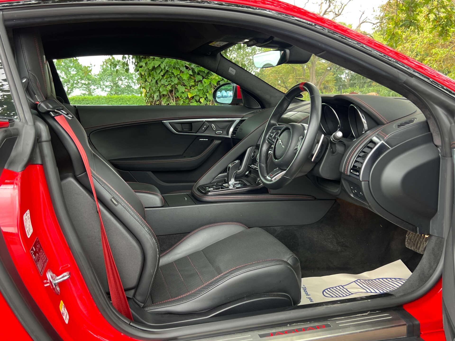 Jaguar F-Type view 20