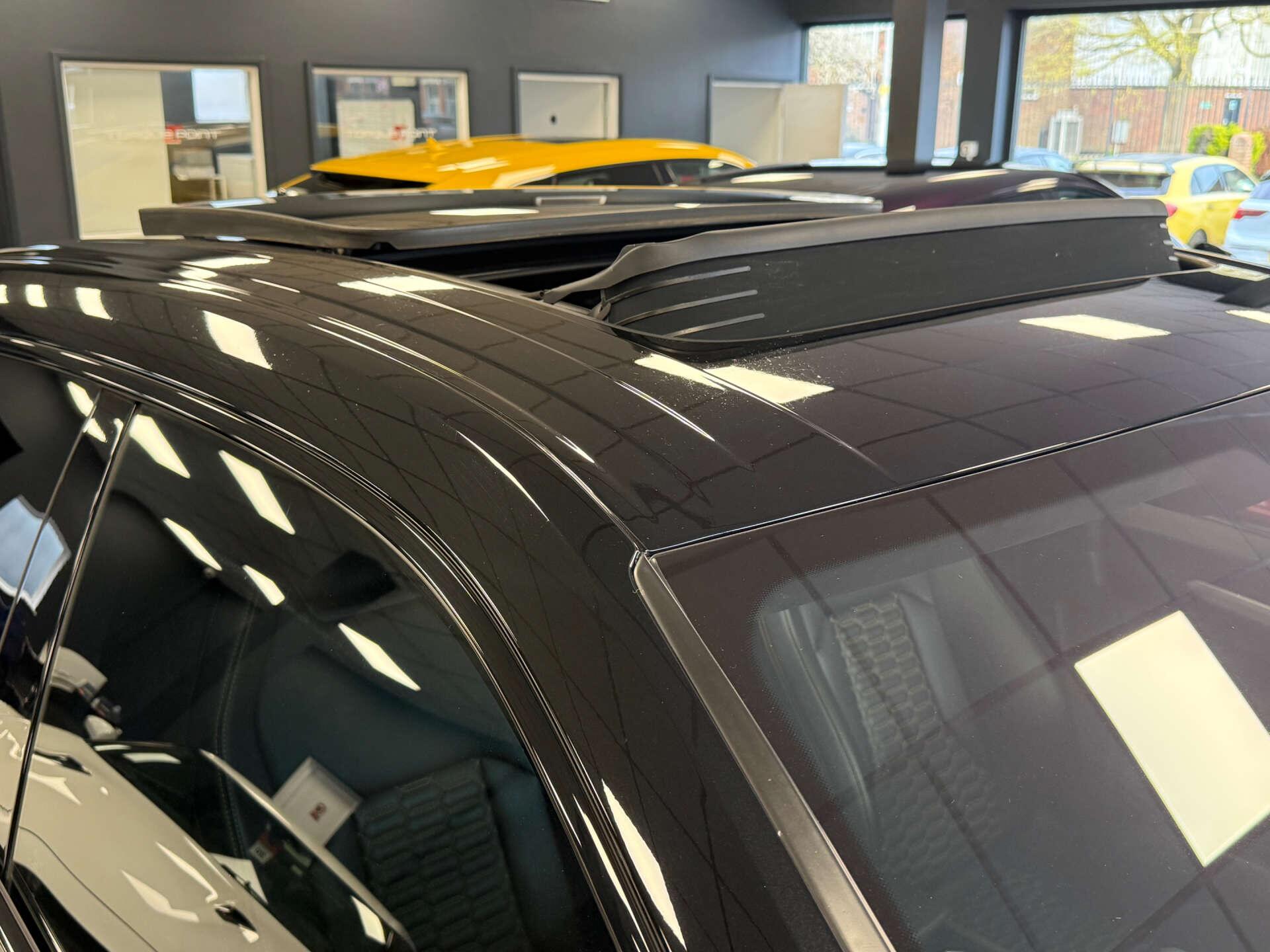 Lamborghini Urus view 32