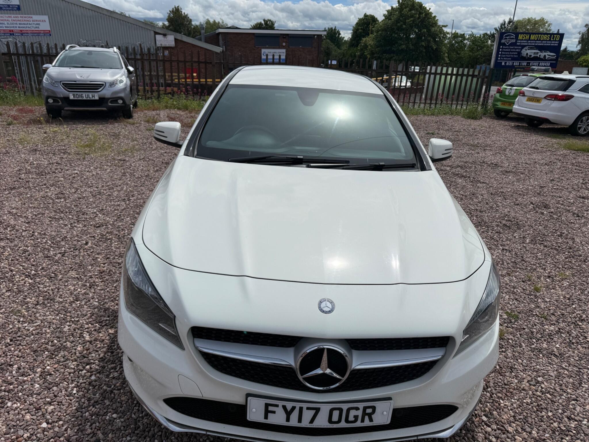 Mercedes-Benz Cla view 31