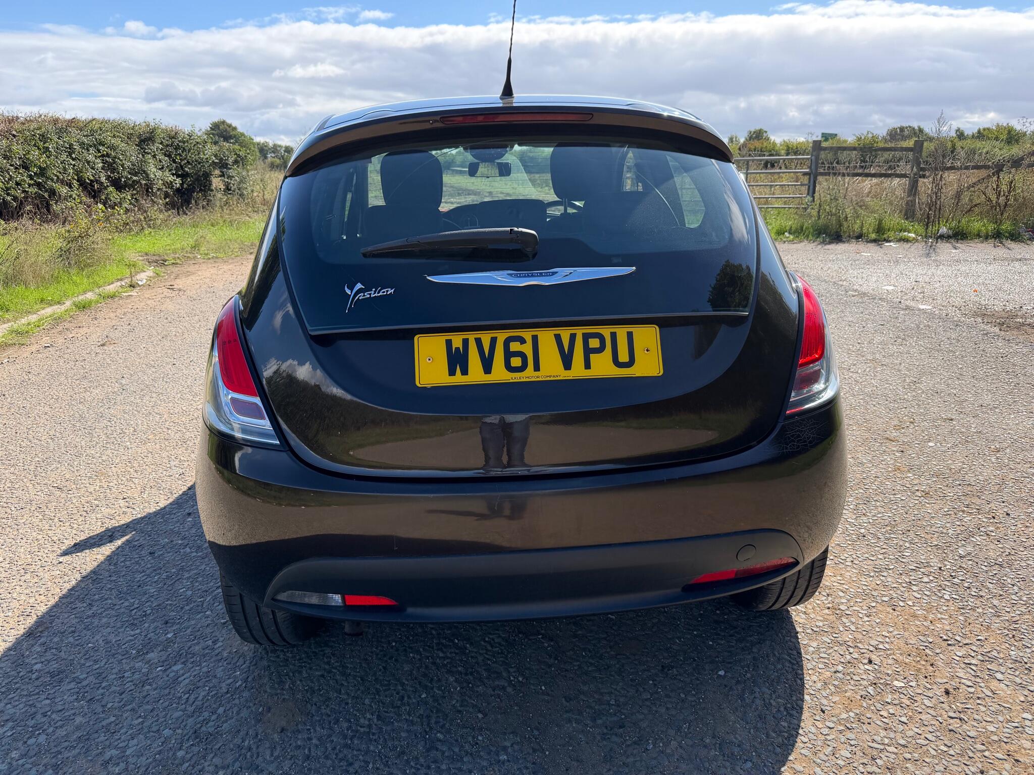Chrysler Ypsilon view 23