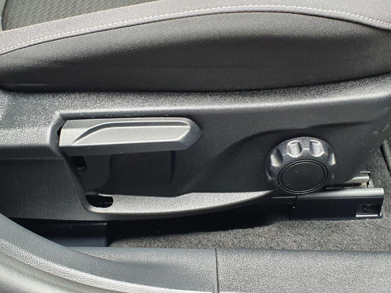 Ford Focus view 31