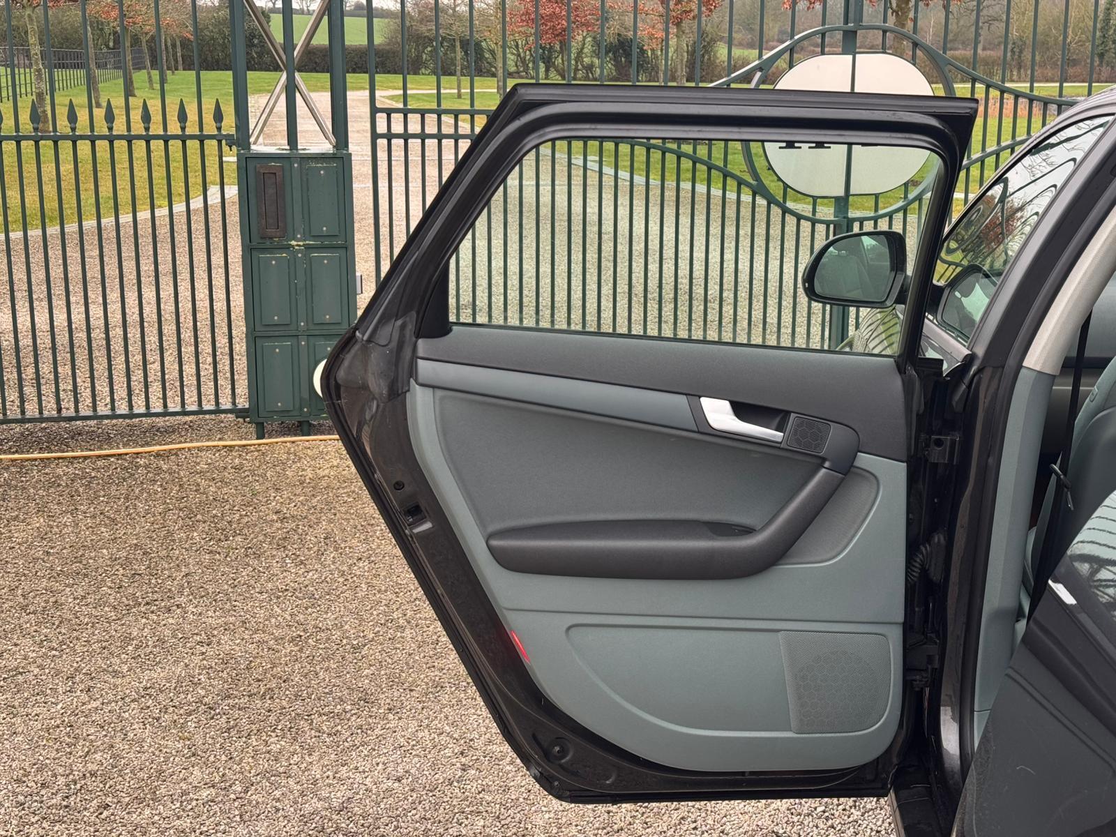 2010 Audi A3 image 19