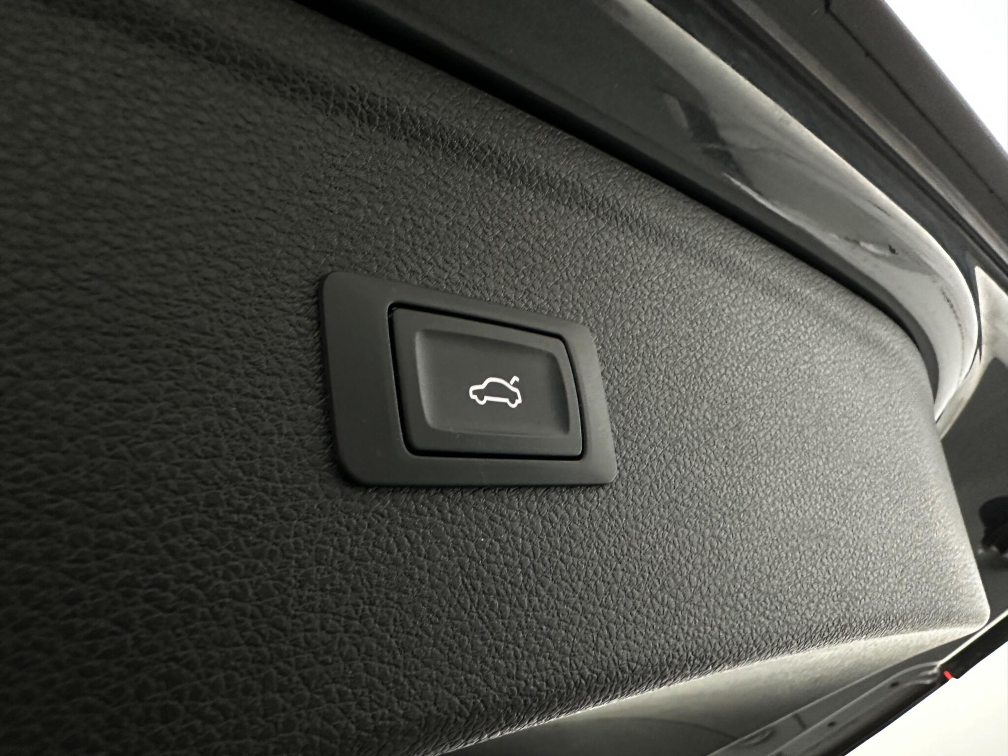 Audi Q5 view 48