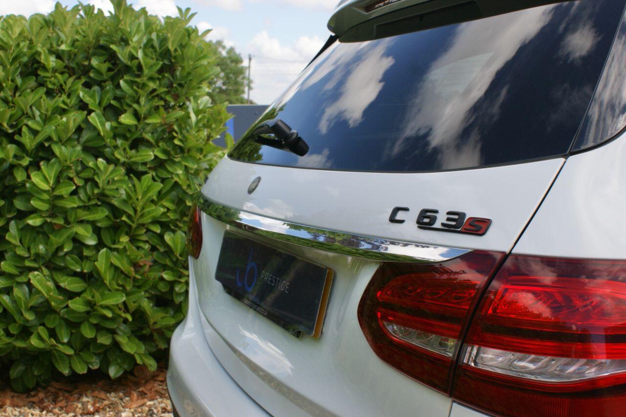 Mercedes-Benz C Class view 17