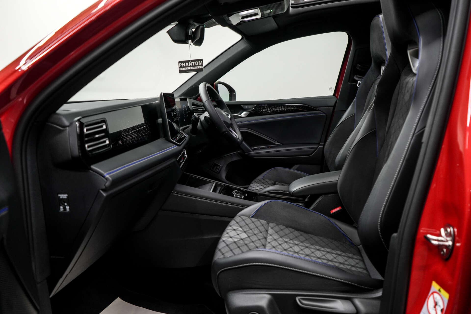 Volkswagen Tiguan view 19
