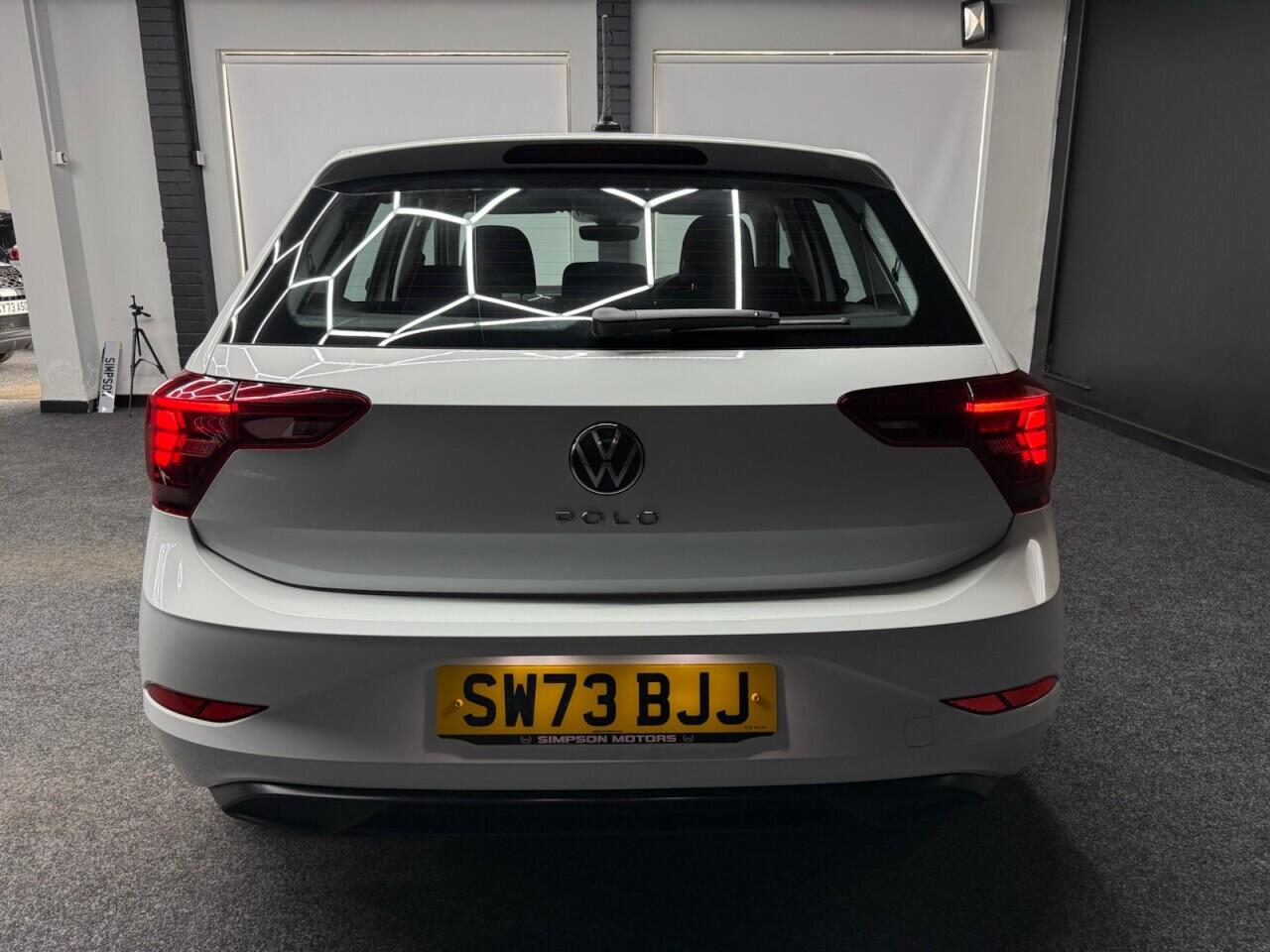 Volkswagen Polo view 11