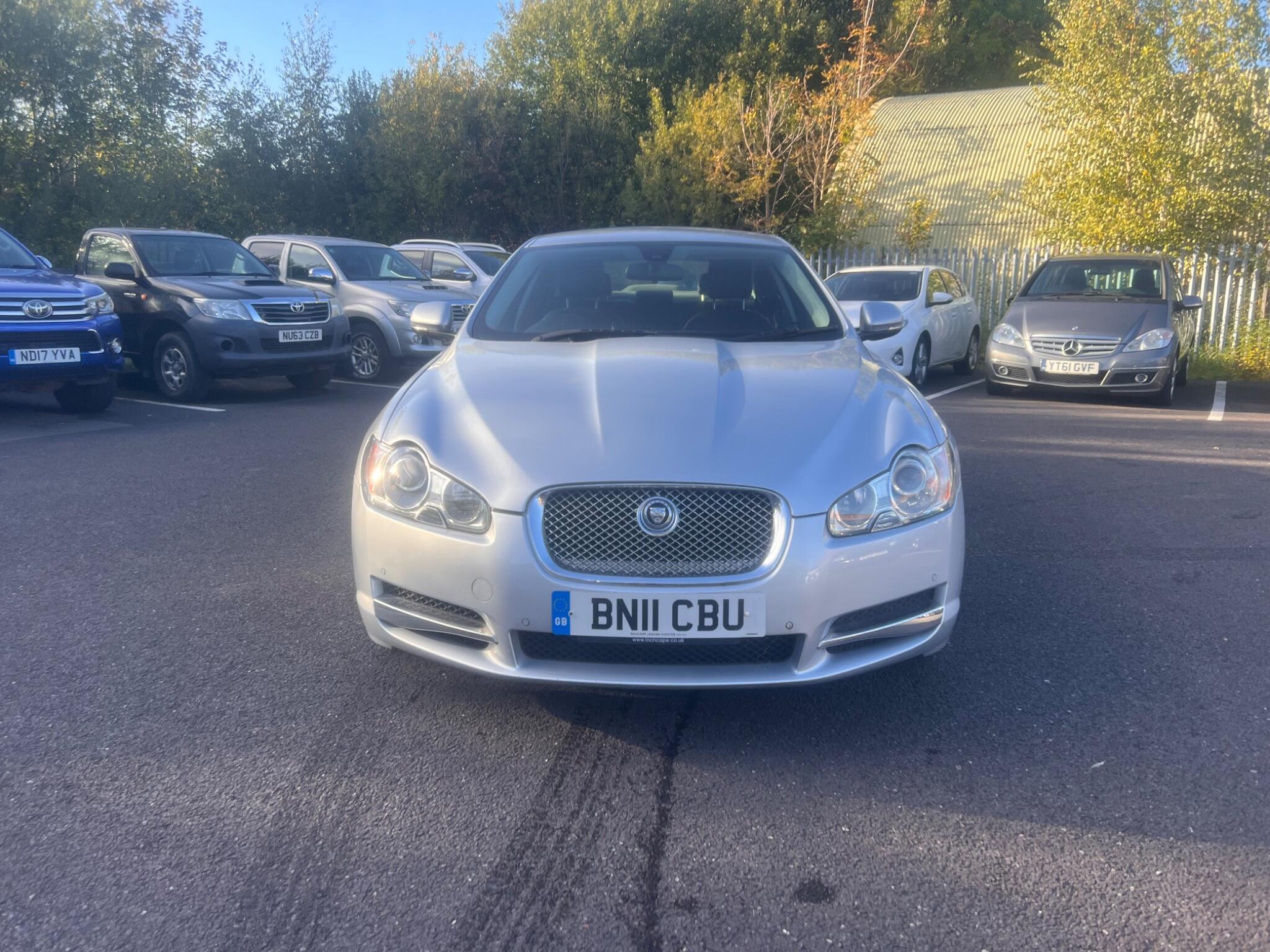 2011 Jaguar XF 3.0d V6 Luxury Auto Euro 5 4dr • 95,964 miles image 2