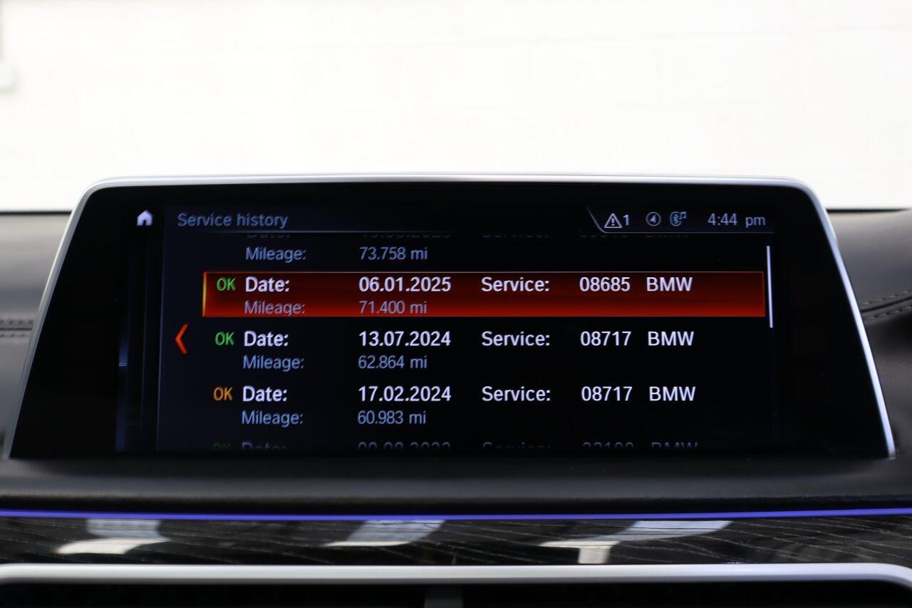 BMW 7 Series view 76