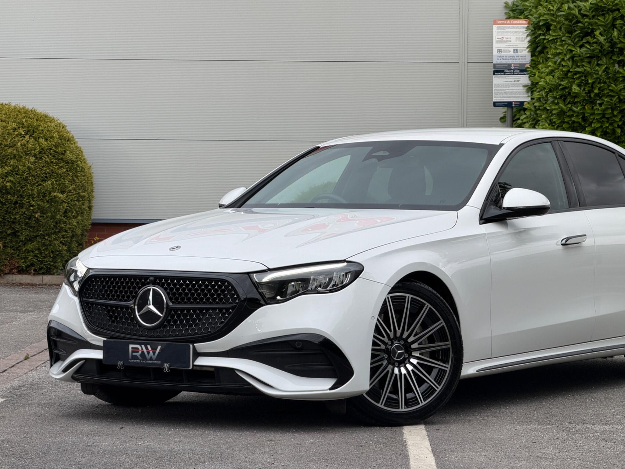 Mercedes-Benz E Class view 7