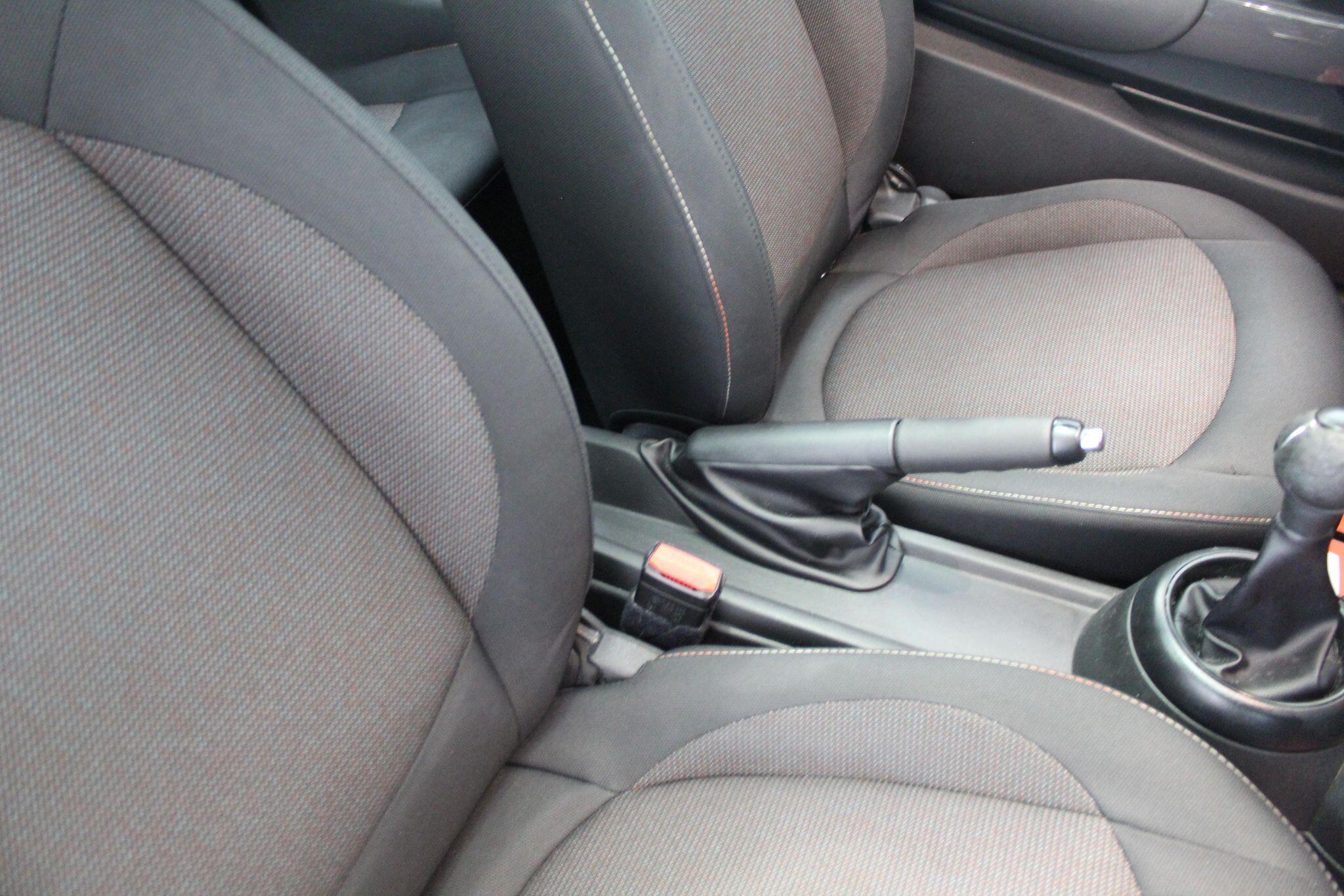 Mini Hatch view 40