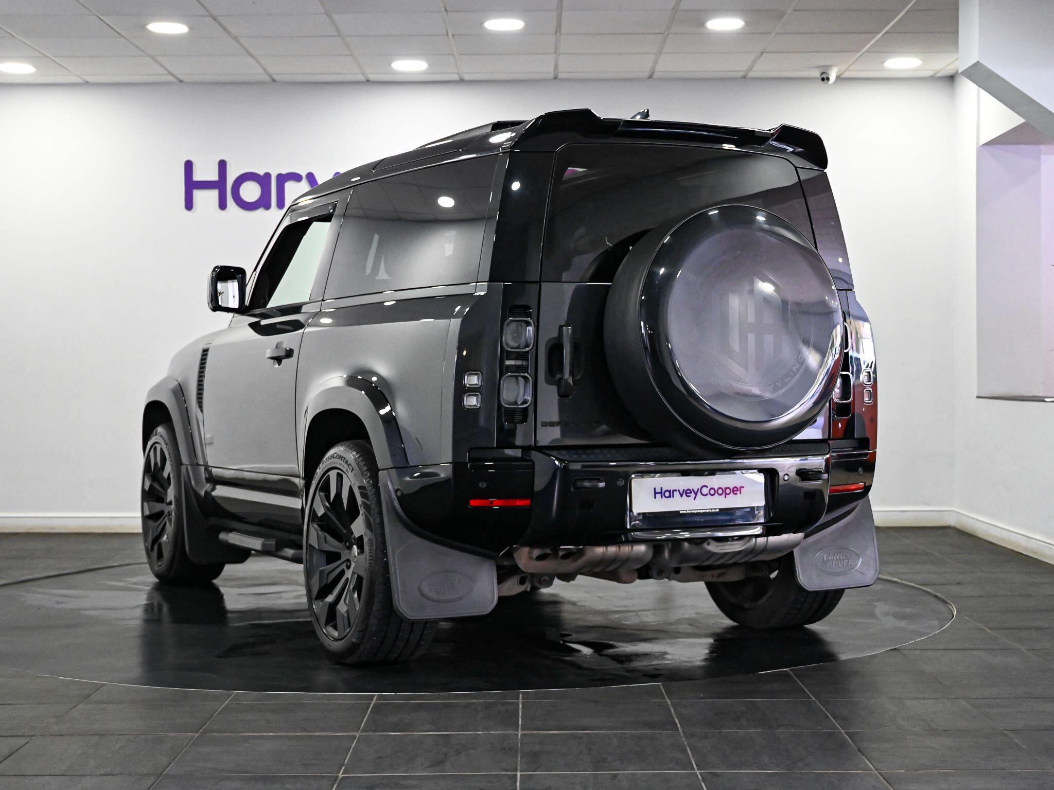 Land Rover Defender view 3