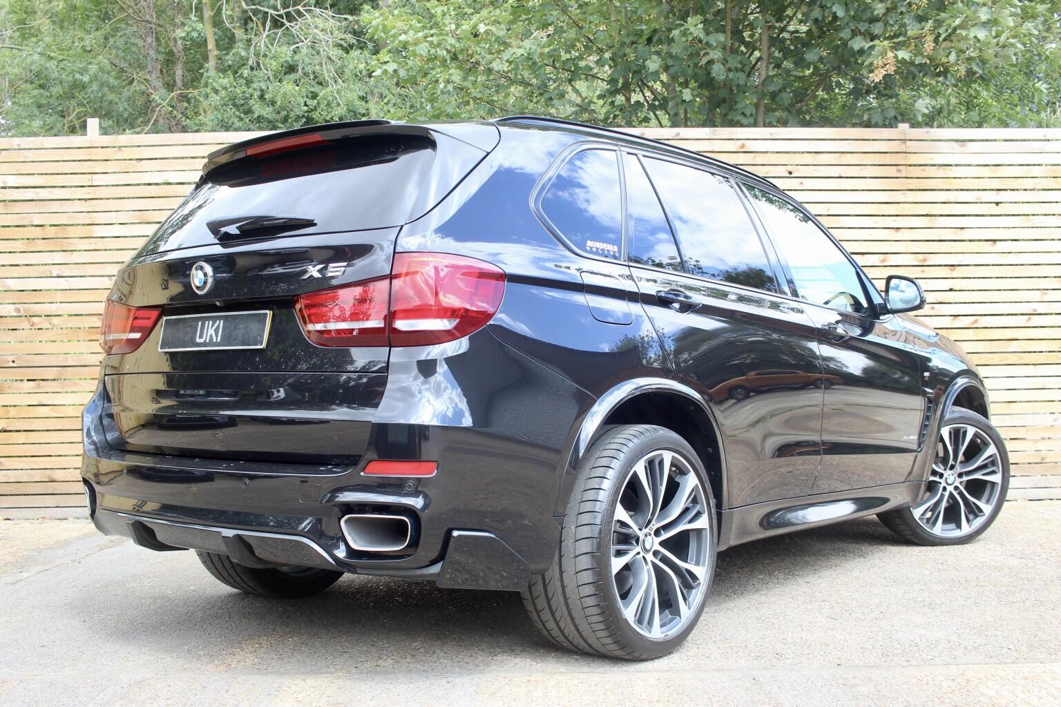 BMW X5 view 2