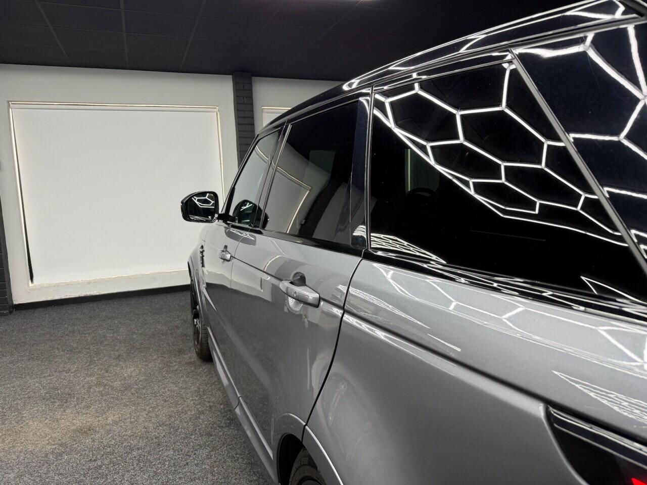 Land Rover Range Rover Sport view 6