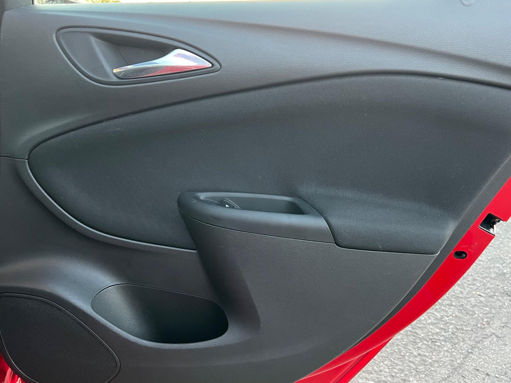 Vauxhall Astra view 23
