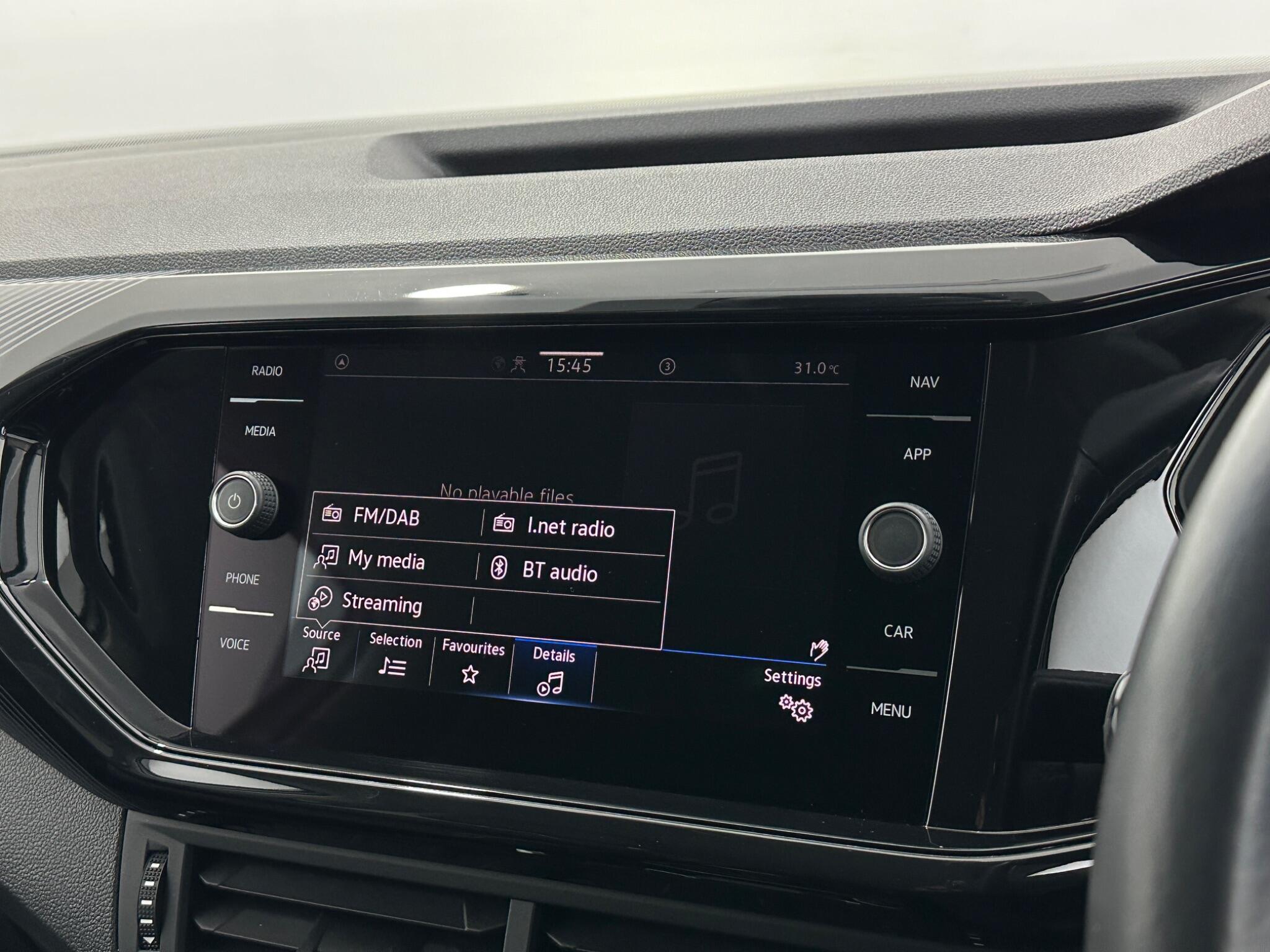 Volkswagen T-Cross view 24
