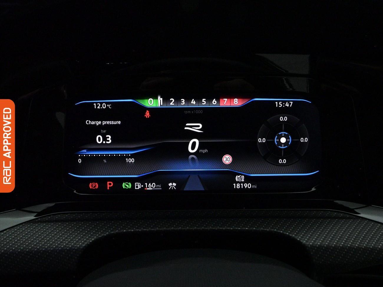 Volkswagen Golf view 11