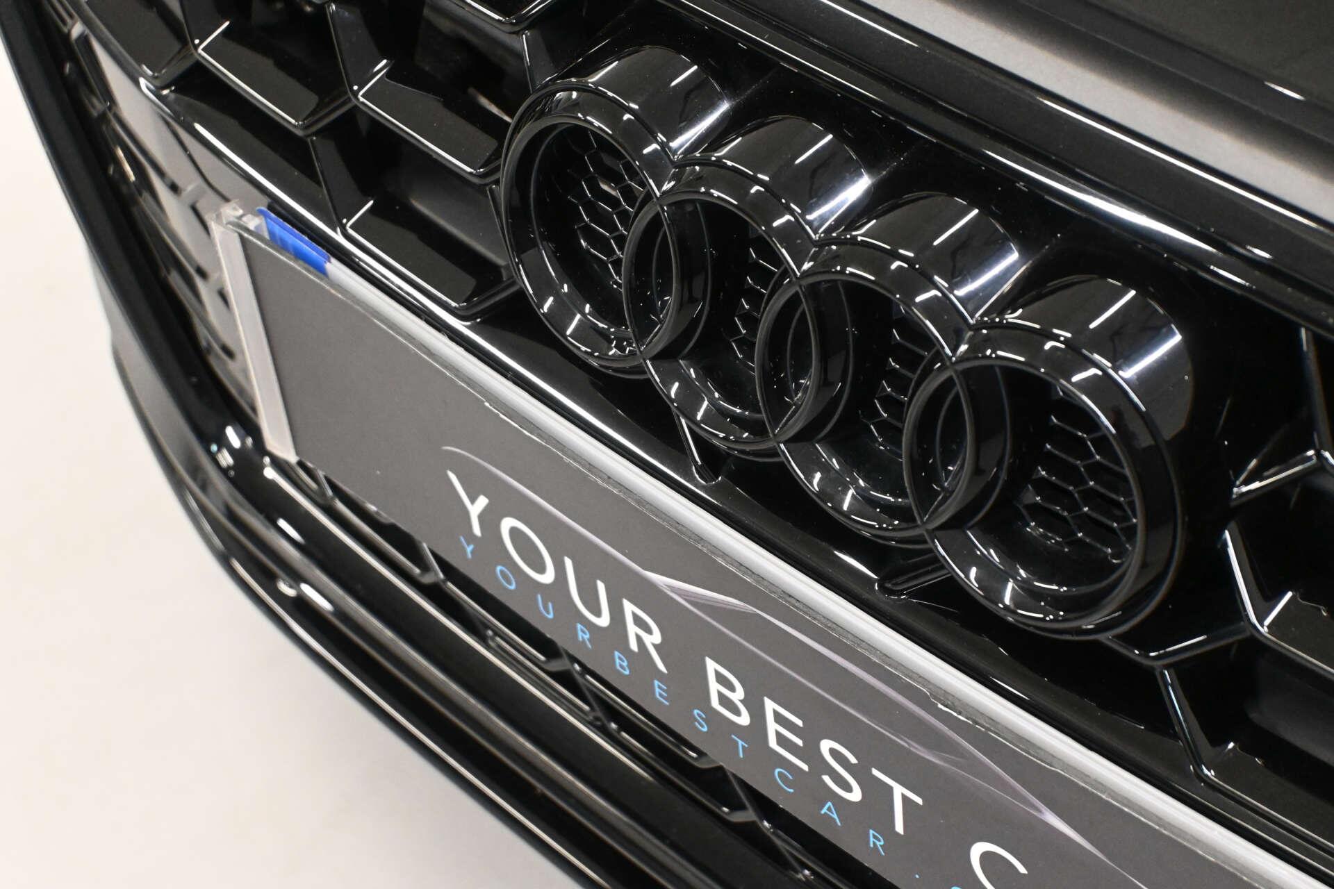 Audi A4 view 21