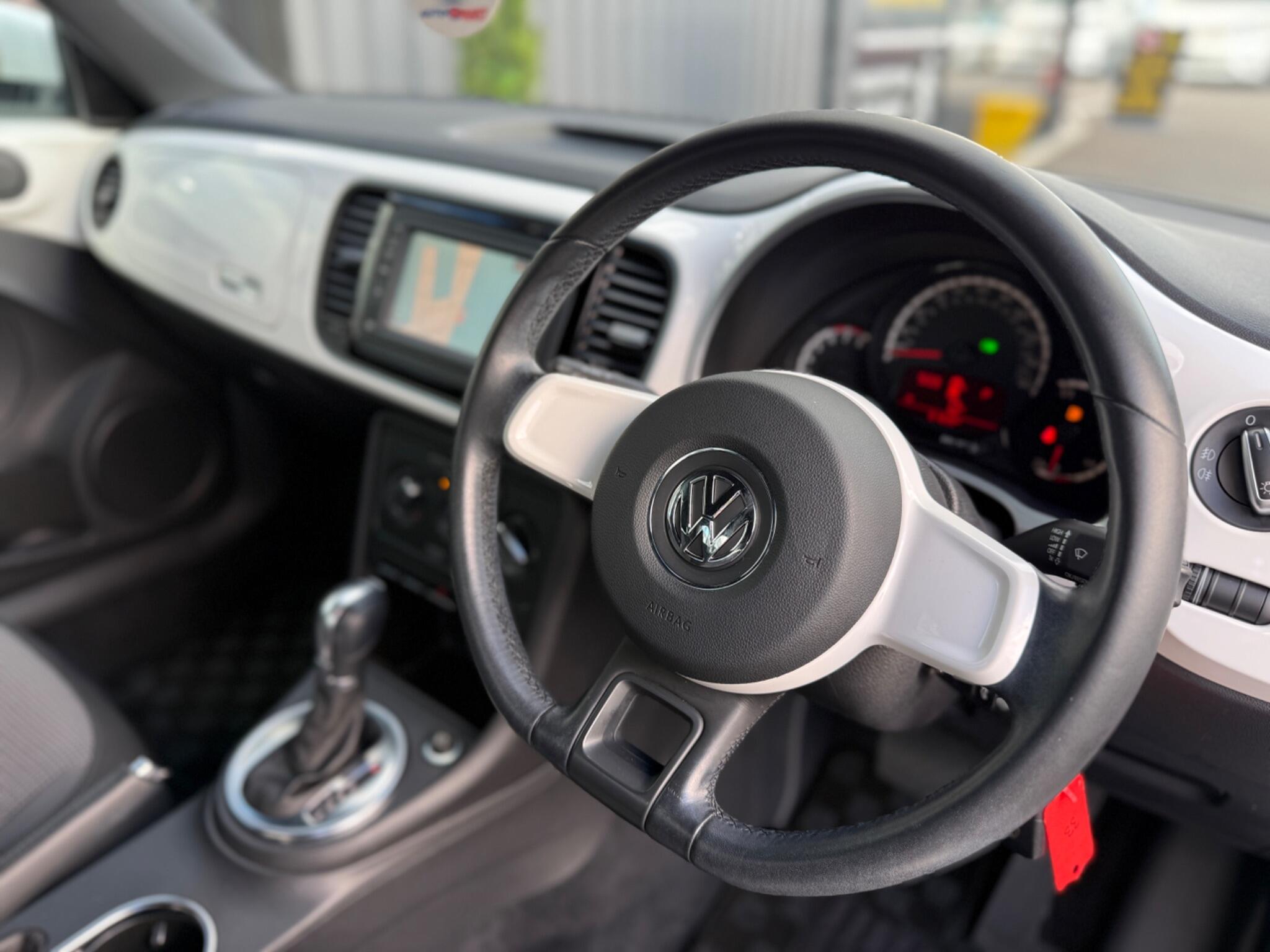 Volkswagen Beetle view 62
