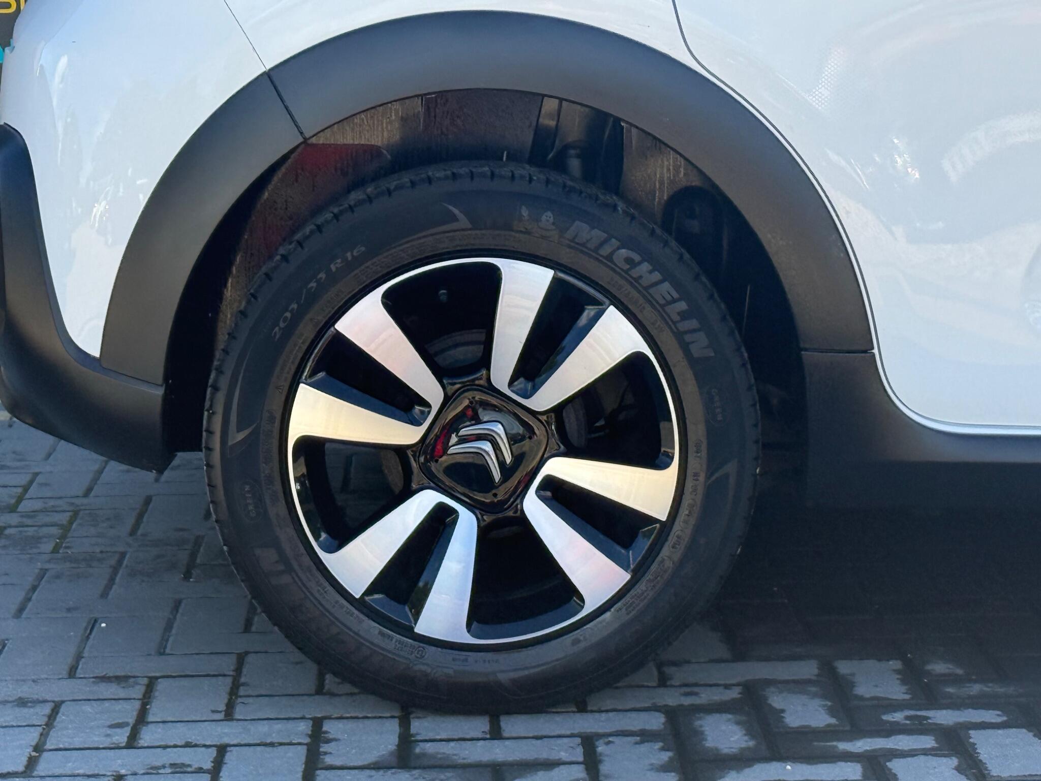 Citroen C3 view 13