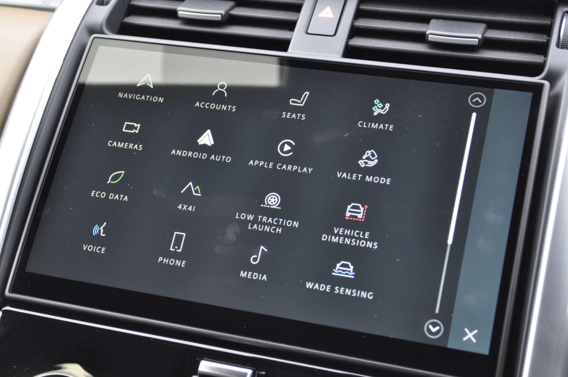 Land Rover Discovery view 29