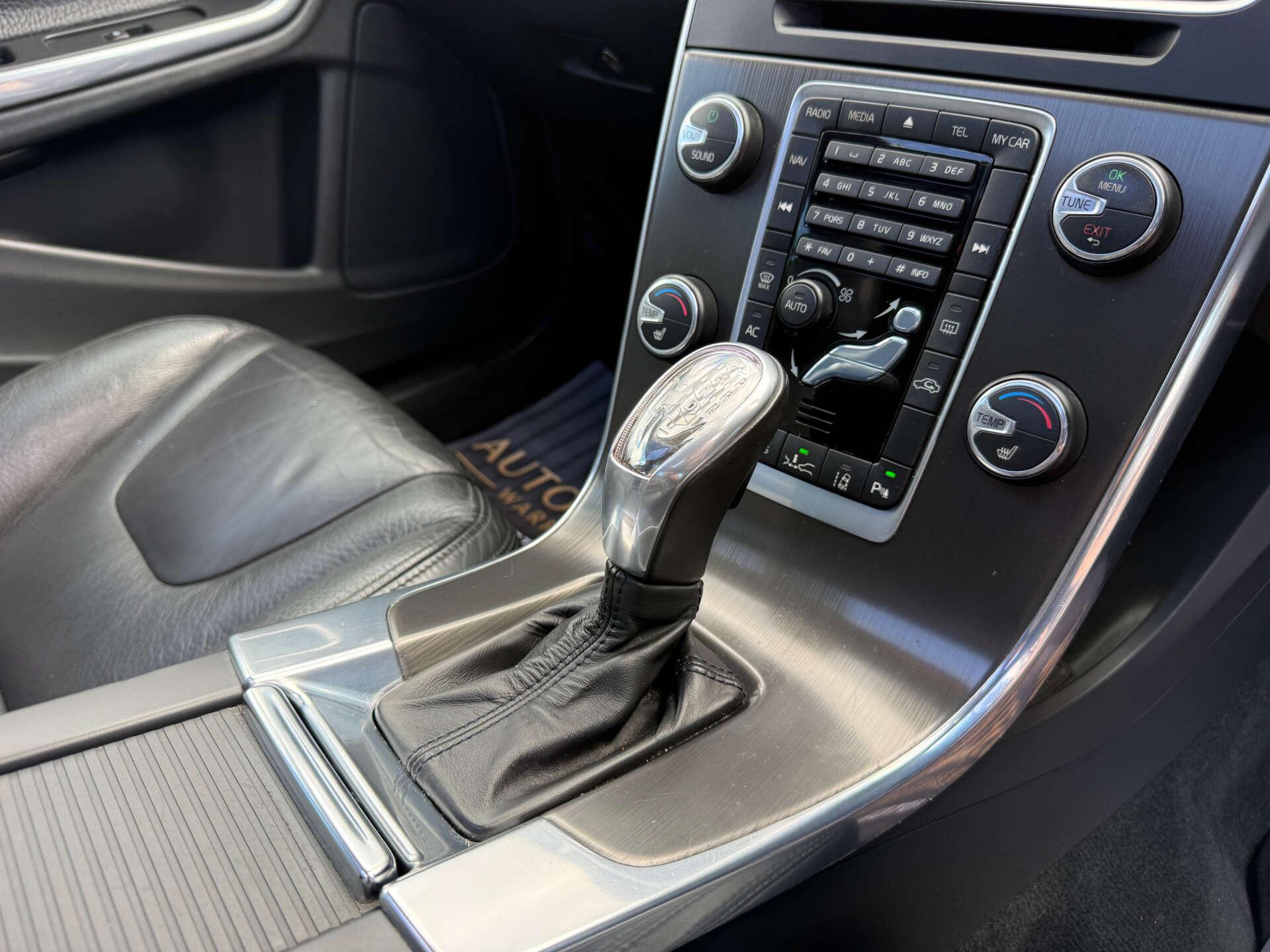 Volvo V60 view 40