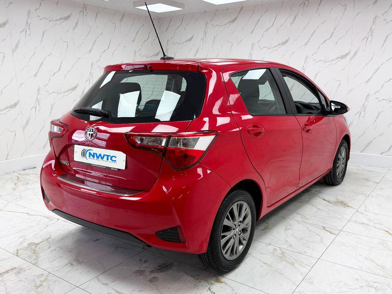 Toyota Yaris view 8