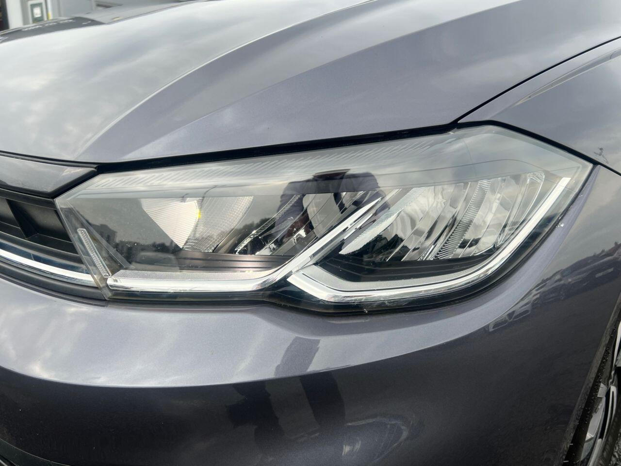 Volkswagen Polo view 18